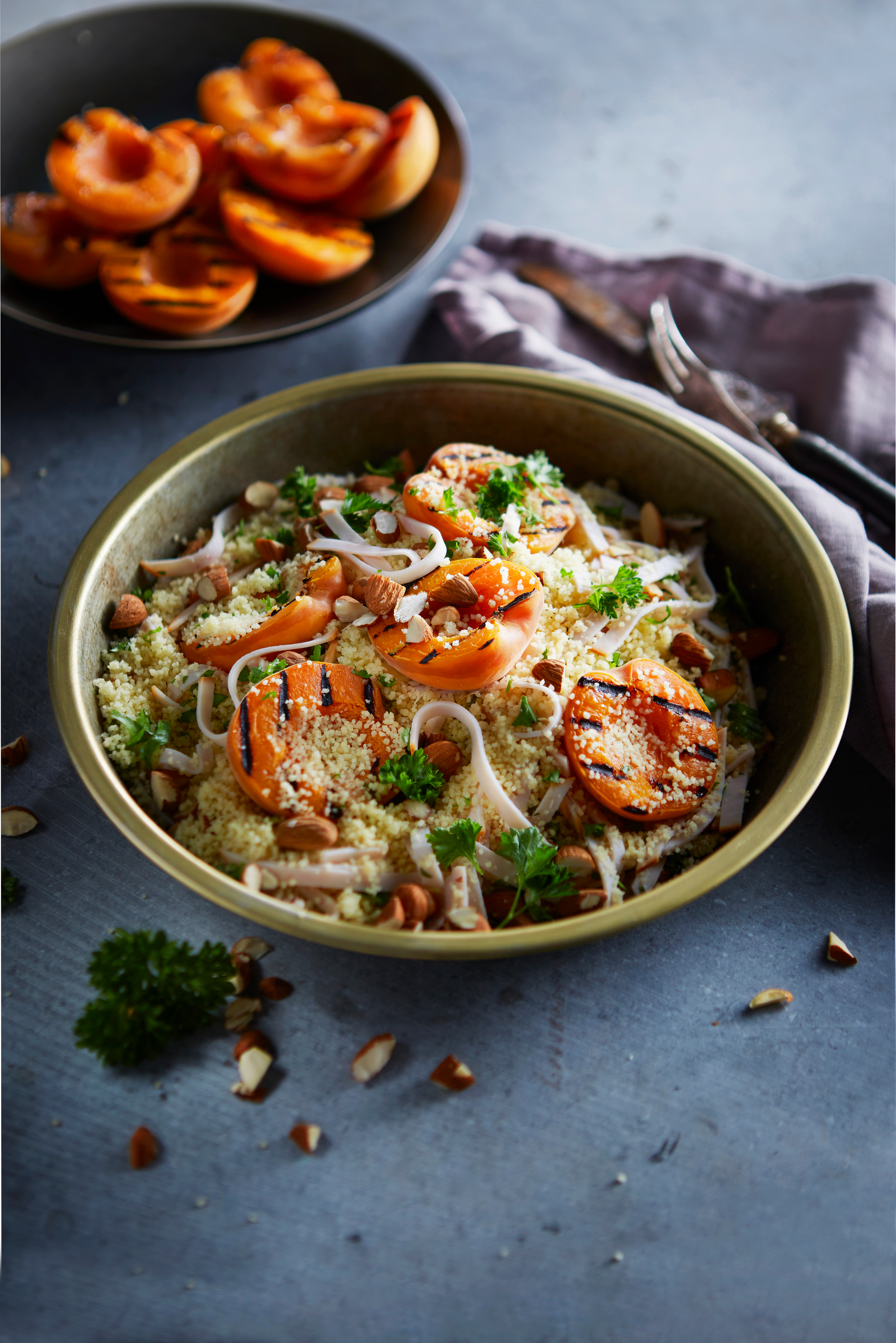 Couscoussalade met gegrilde abrikozen