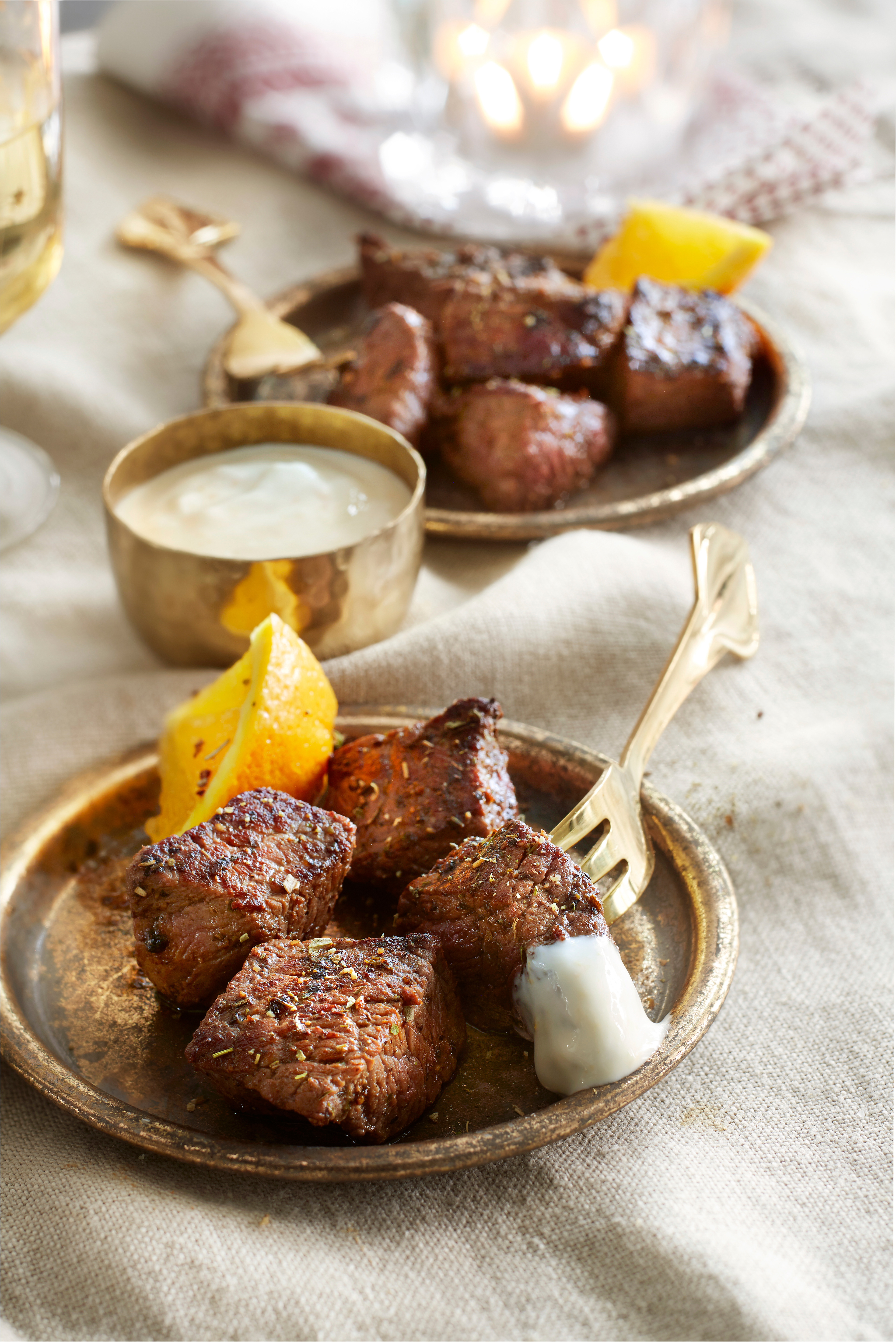 Biefpuntjes met sinaasappel-knoflooksaus