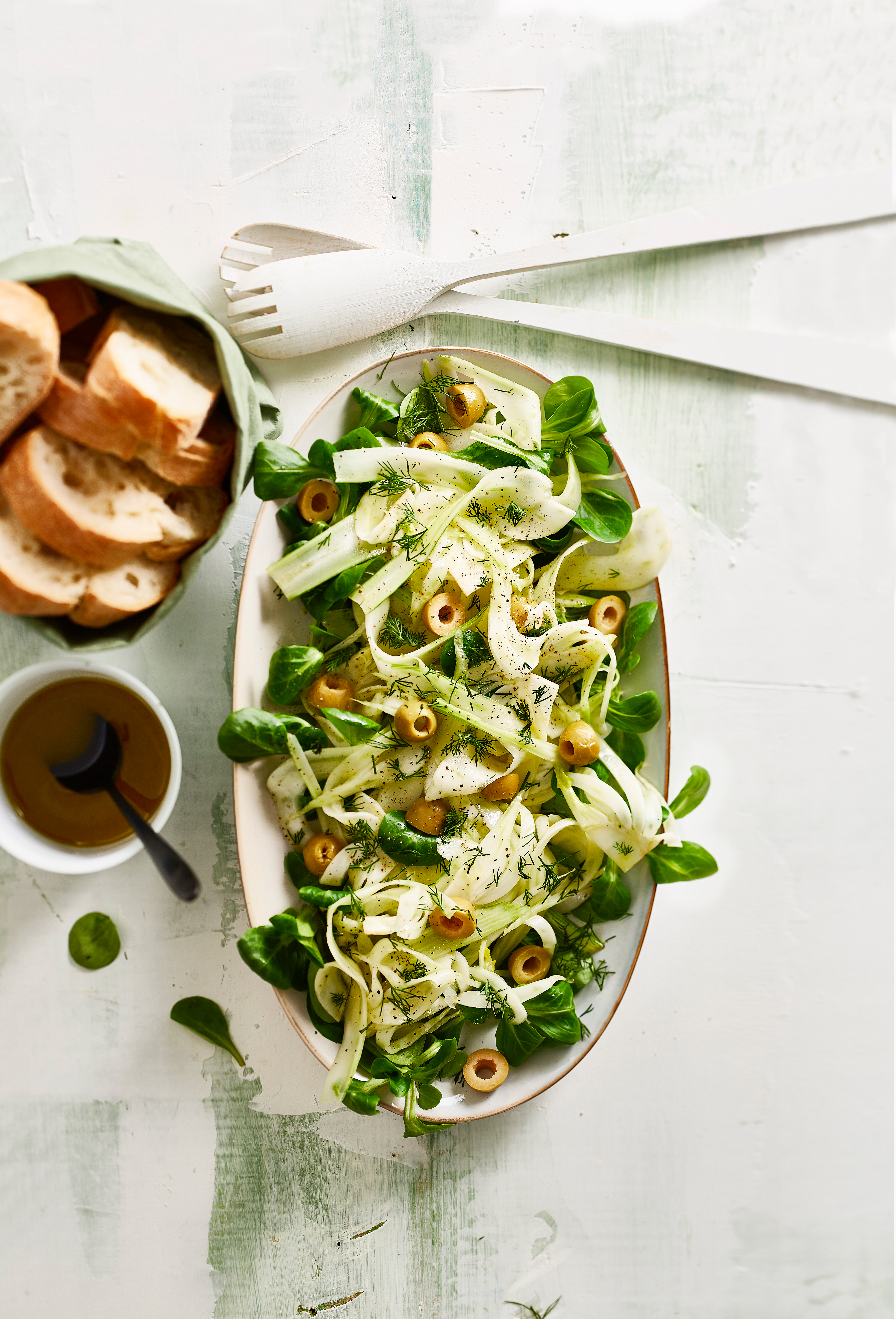 Venkelsalade met groene olijven
