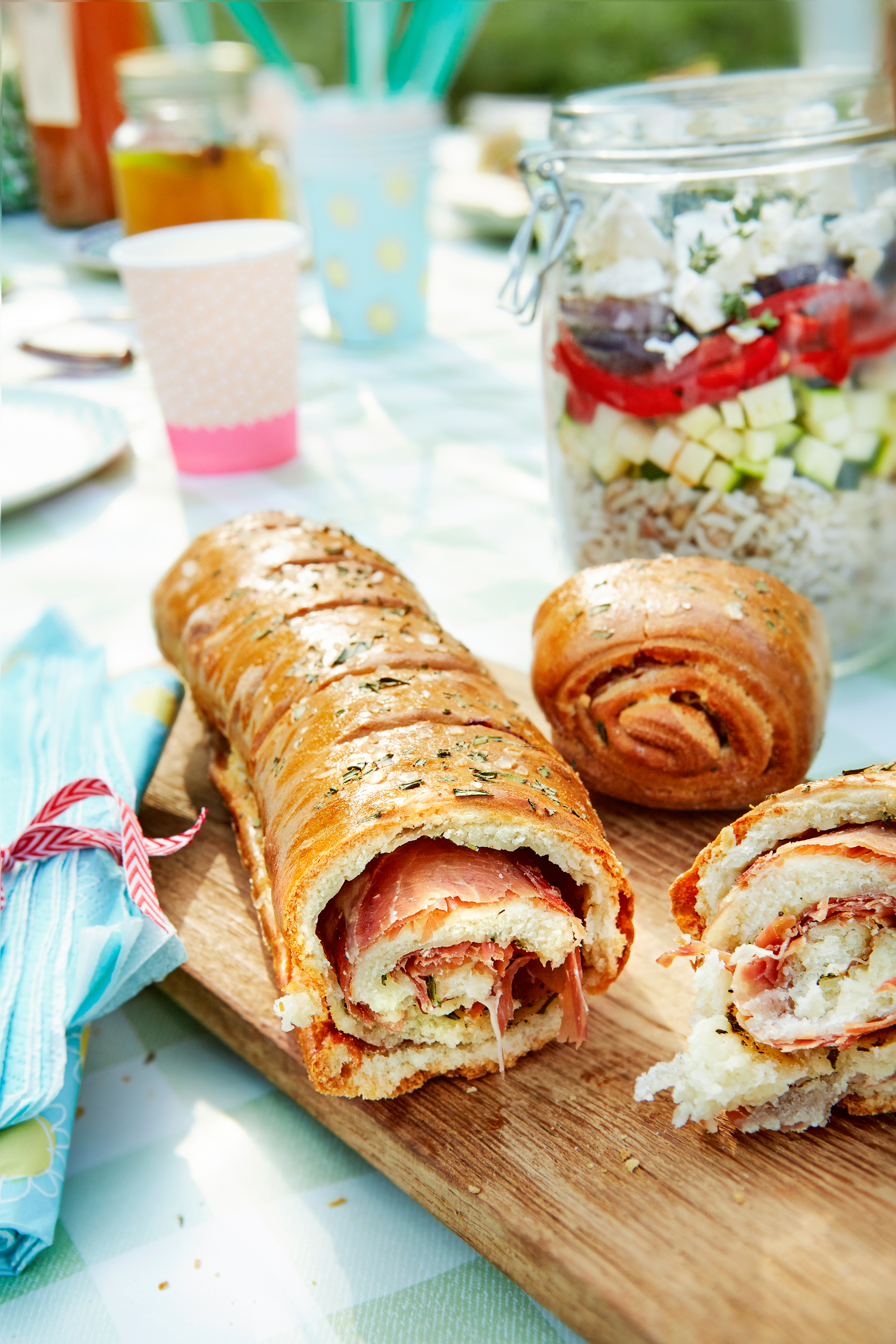 Gevuld breekbrood met parmaham en rozemarijn