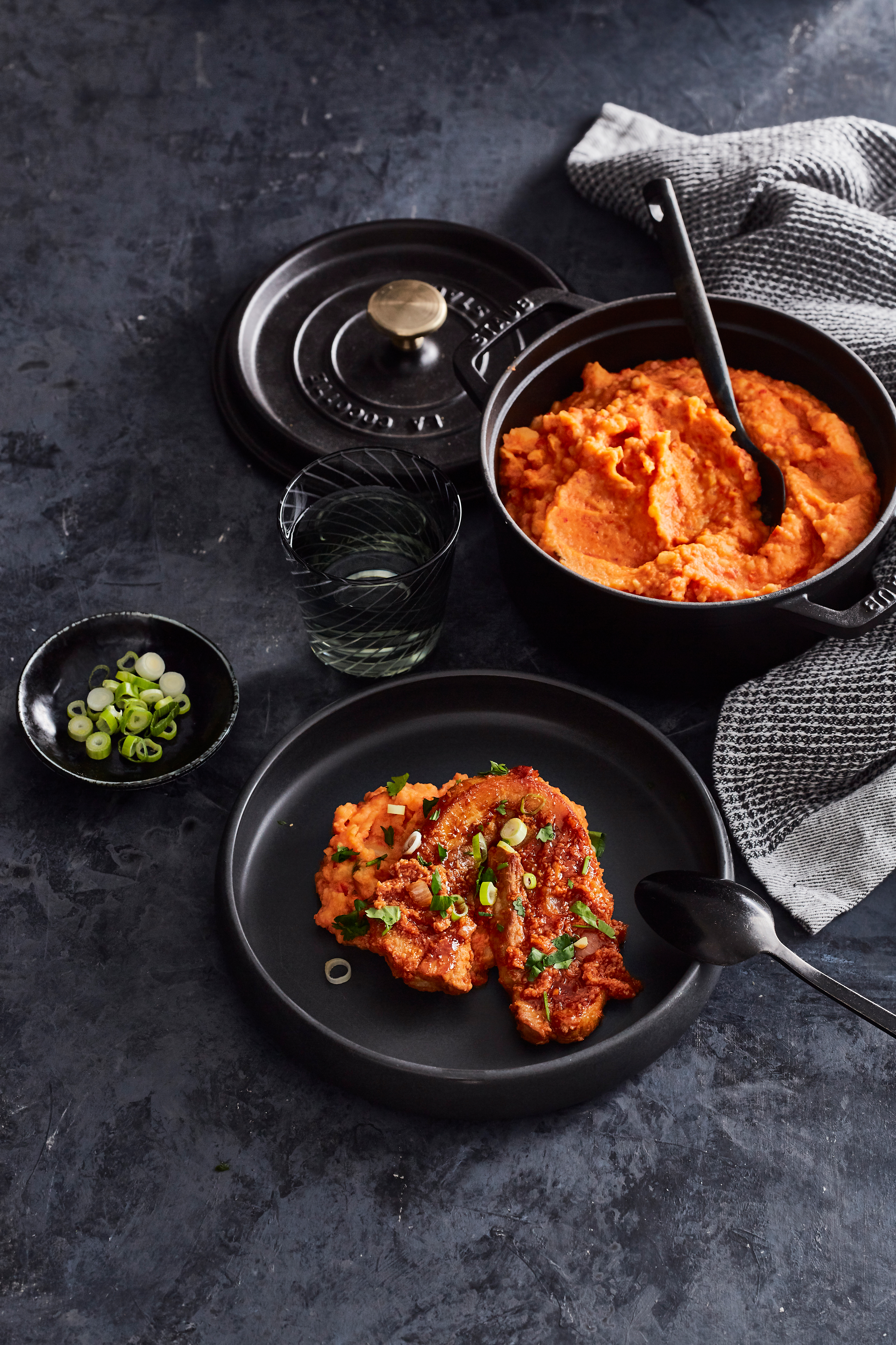 Indische stoof met paprika-sambalpuree