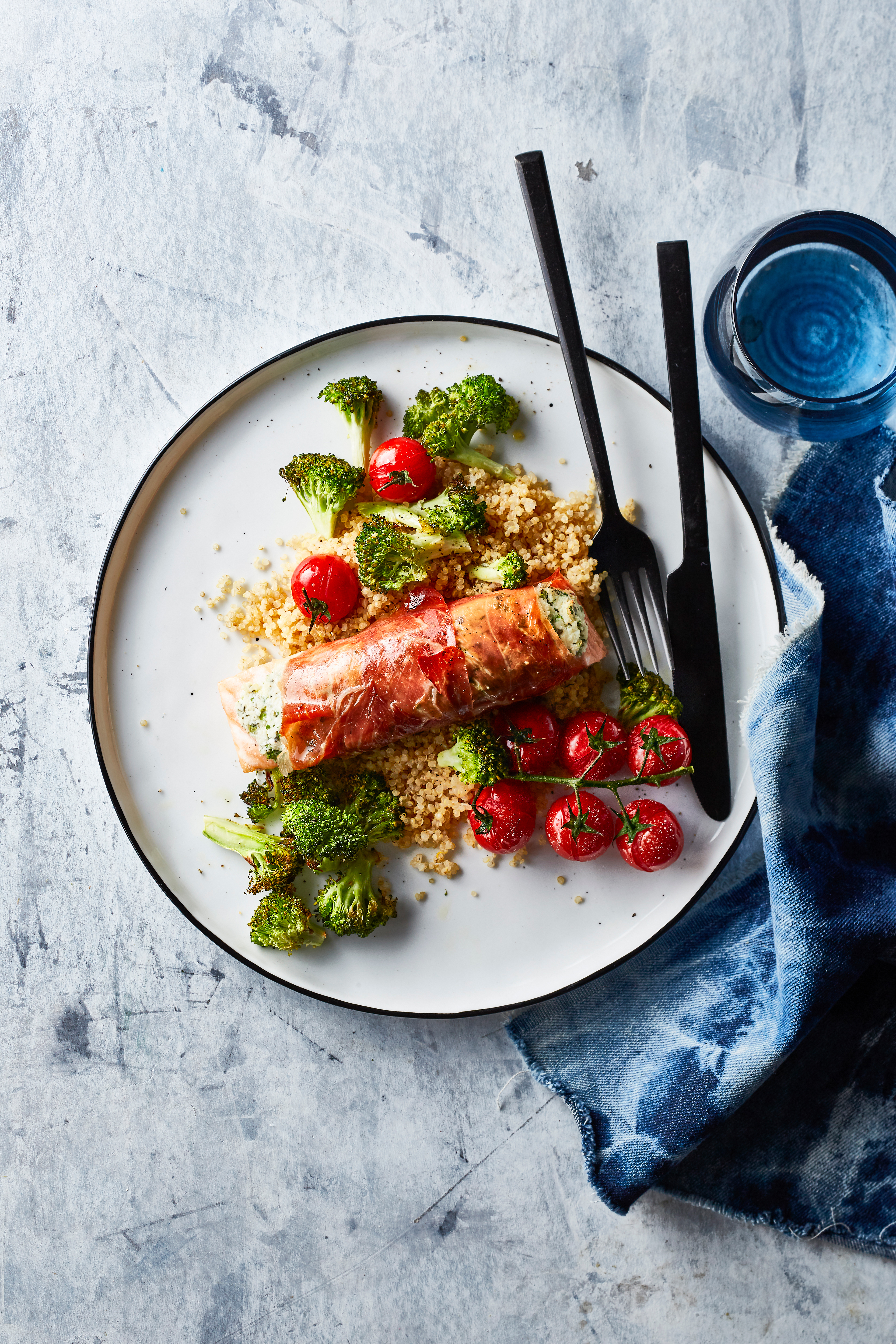 Kruidenzalm met ricotta en rauwe ham