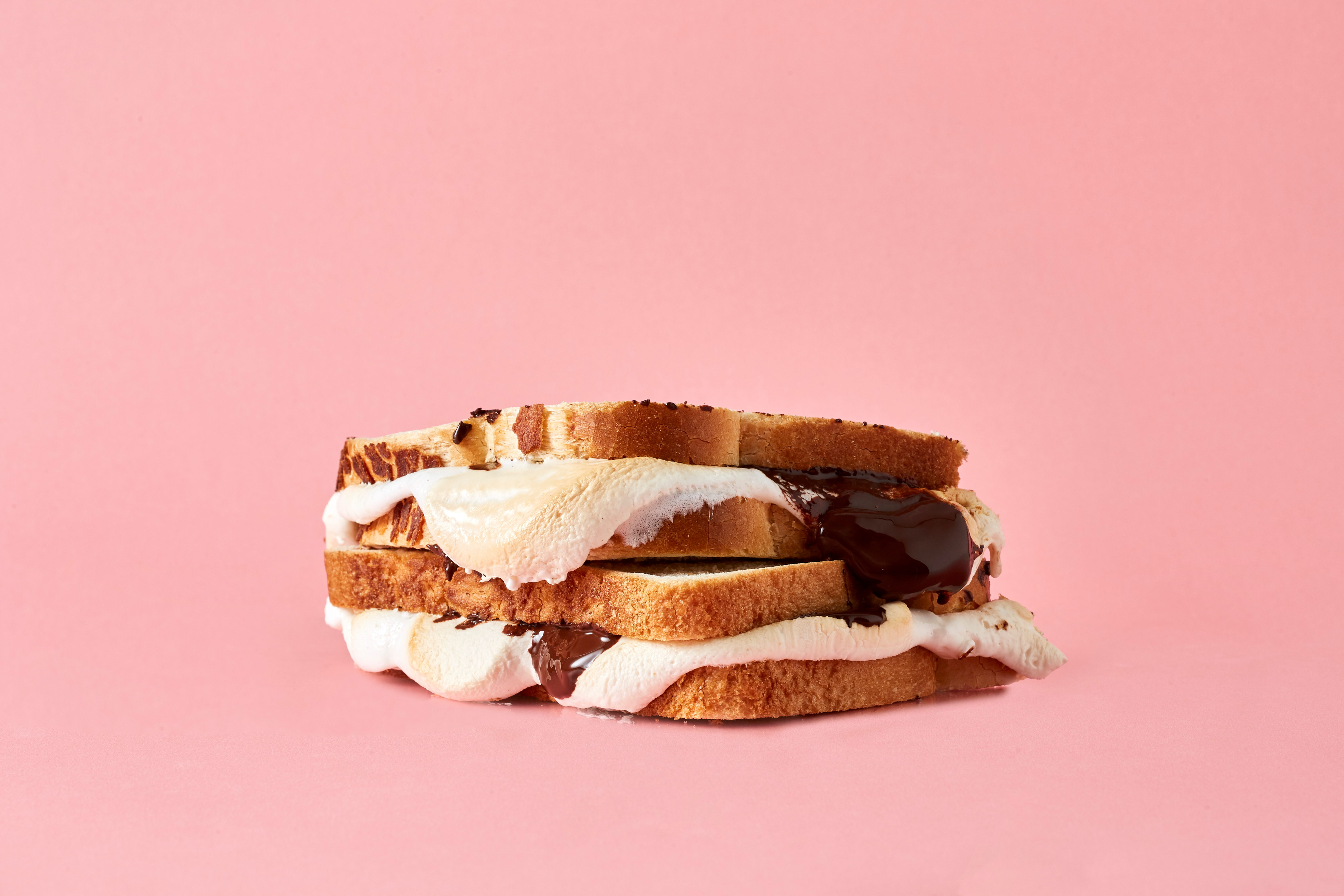 S'mores-tosti met koekjesdip