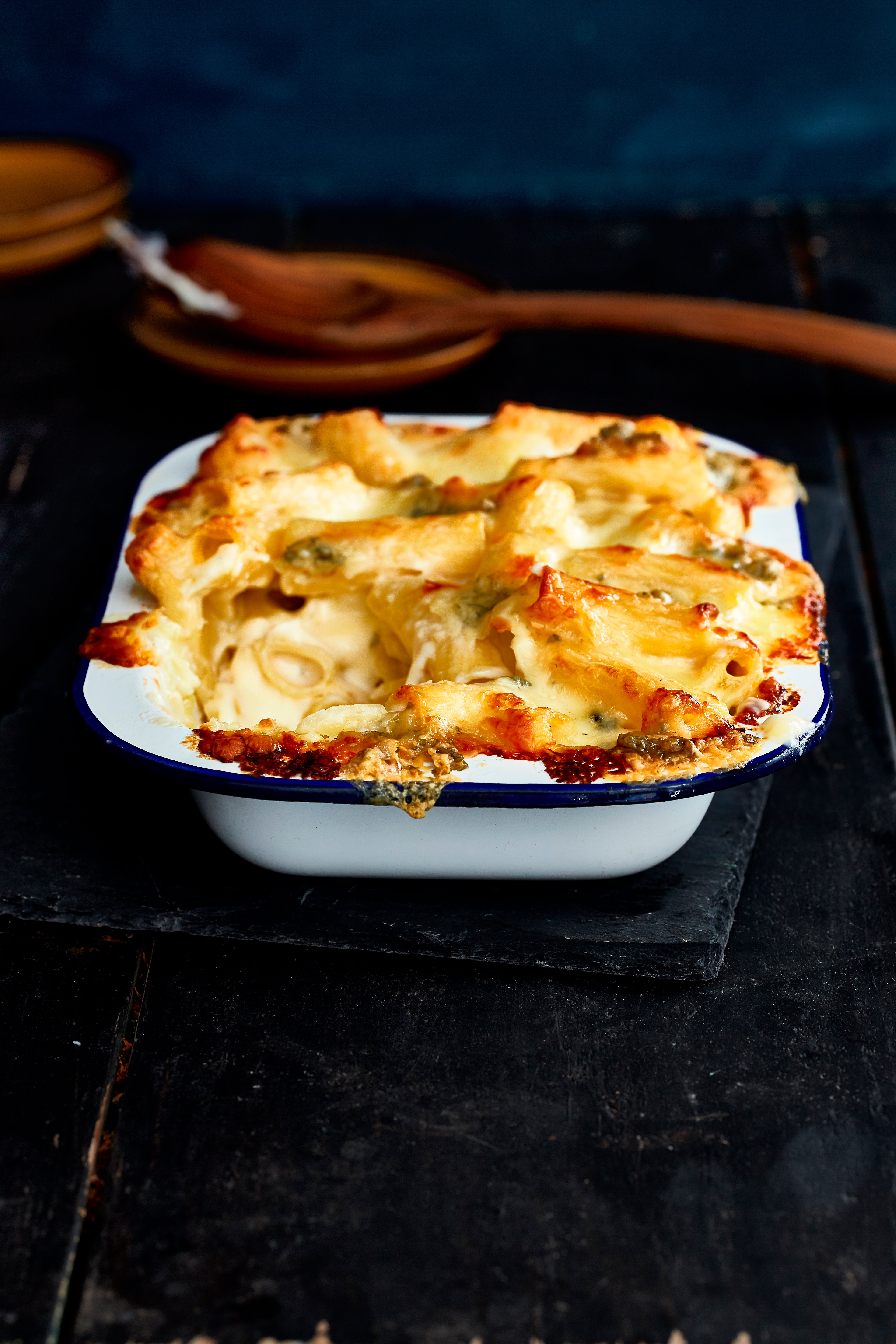 Max 'n cheese met vierkazensaus