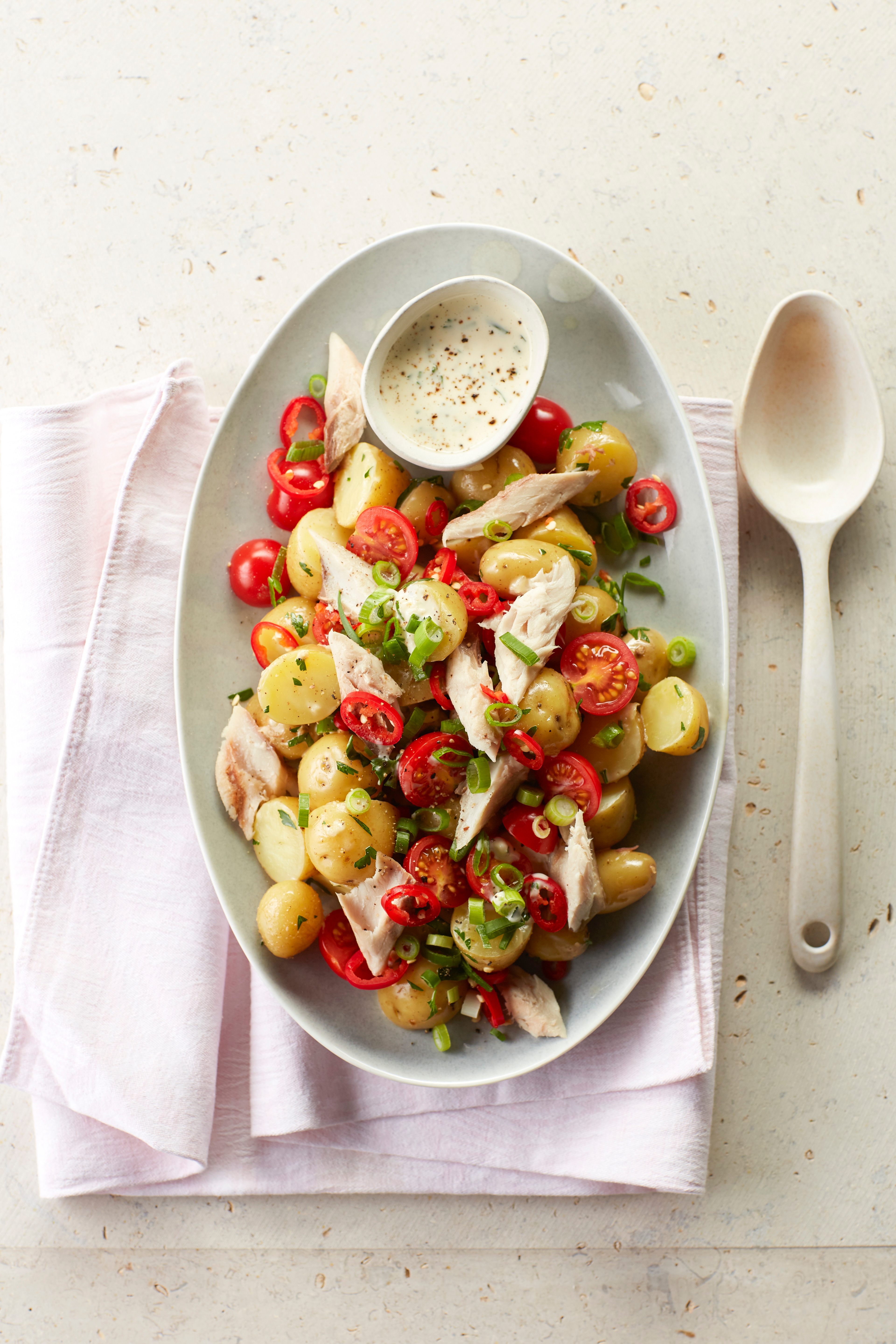 Pittige makreelsalade met krieltjes