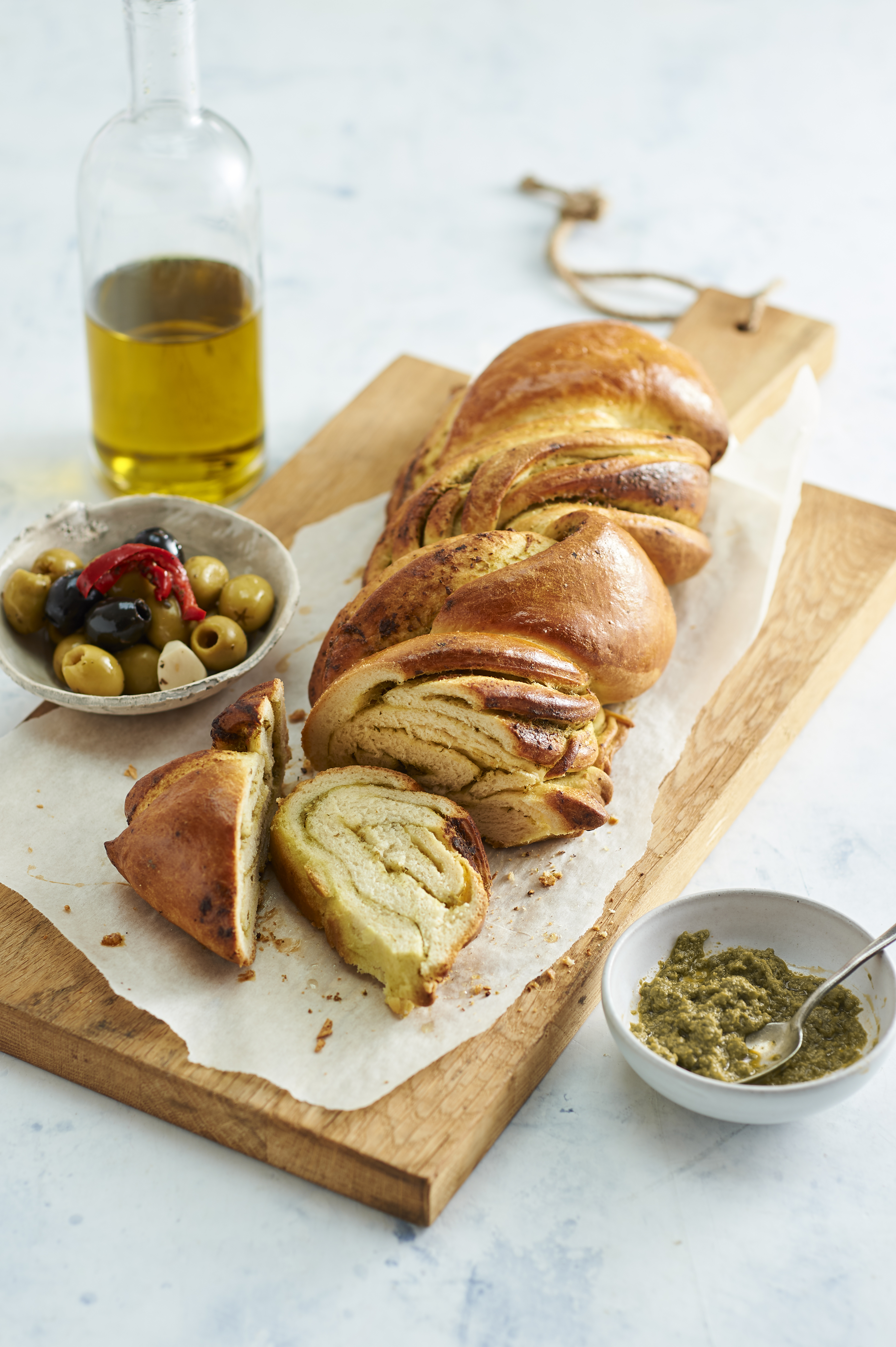 Vlechtbrood met Pesto alla Genovese