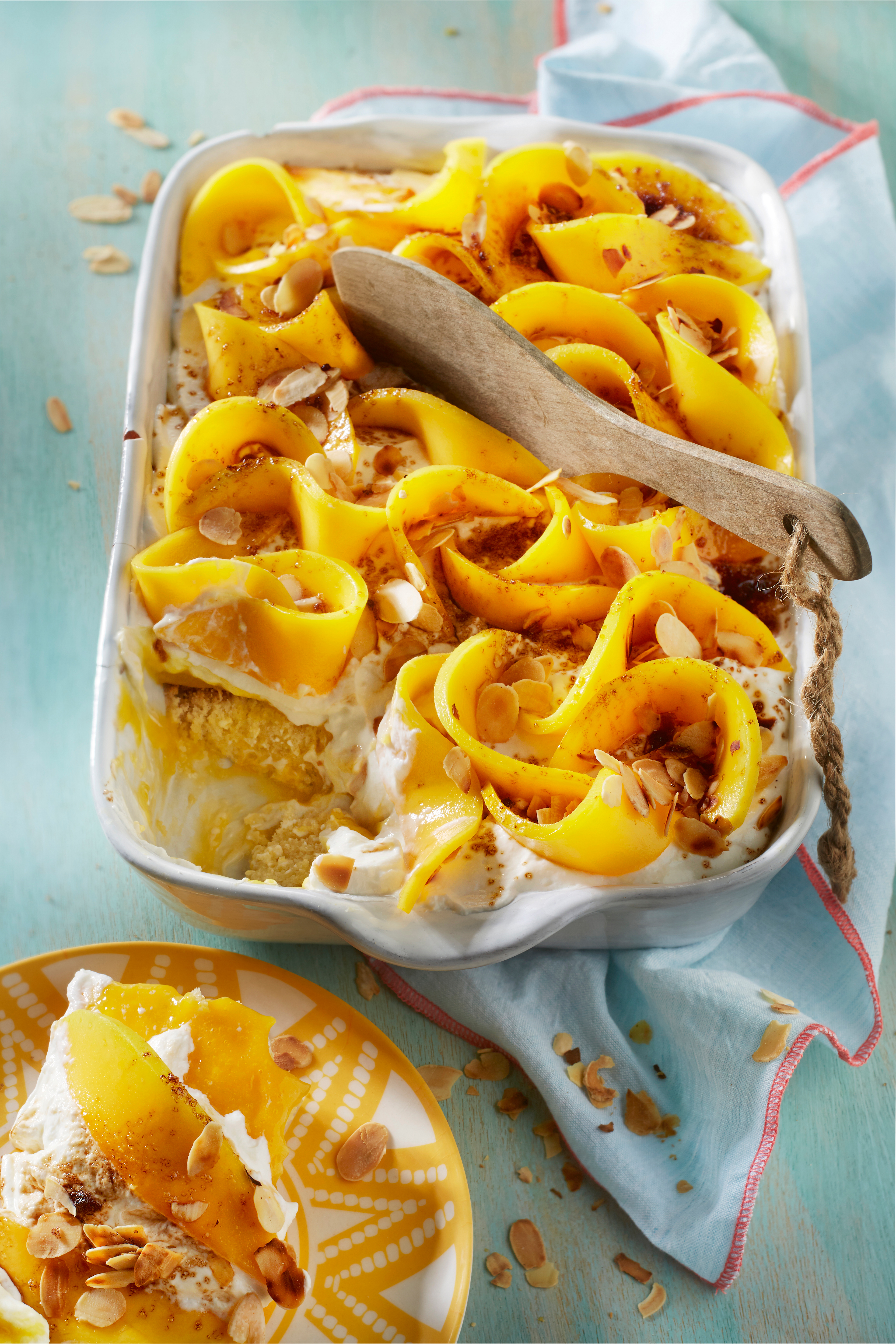 Mango-kwarktiramisu met amandel