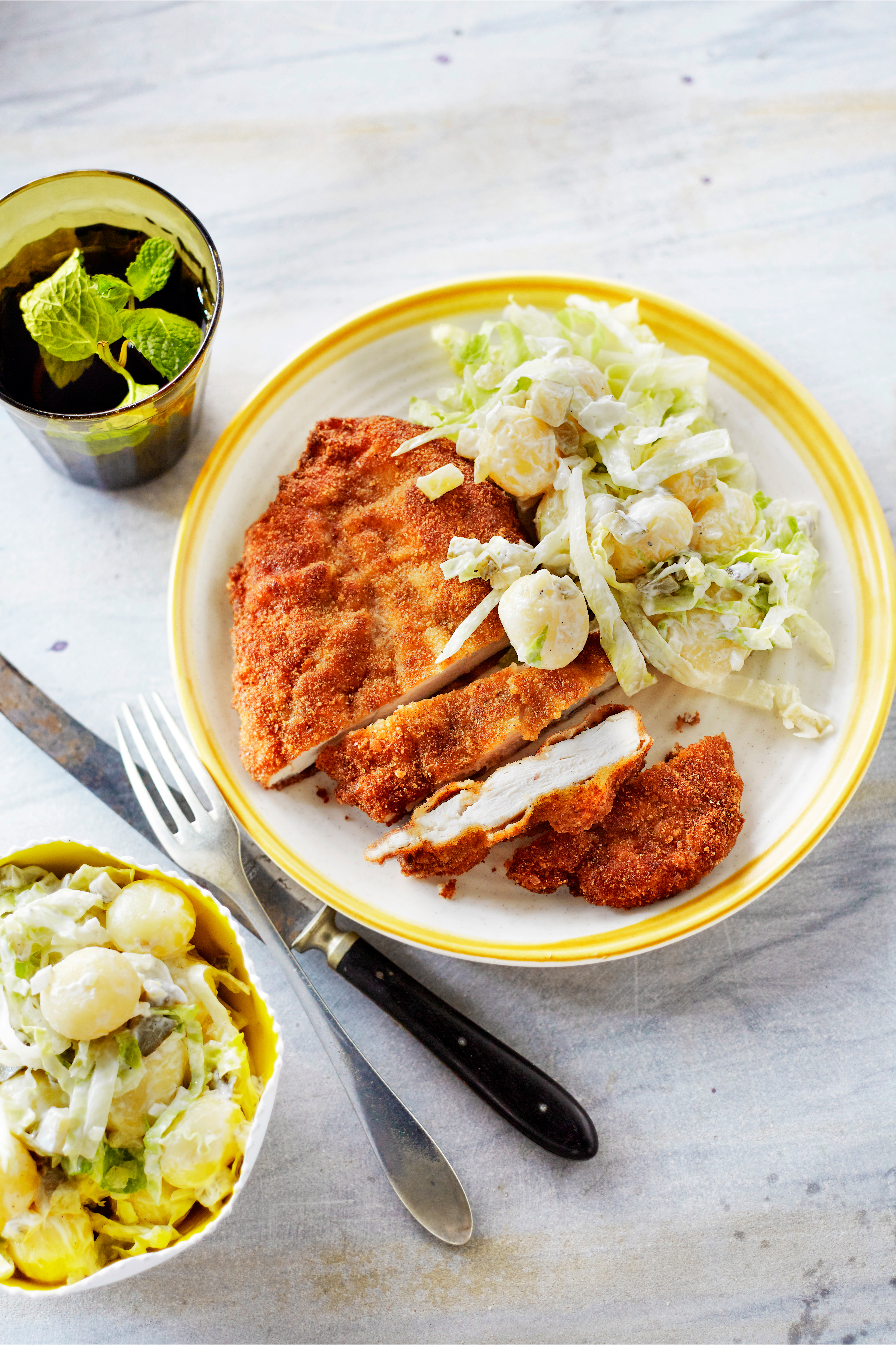 Kipschnitzel met aardappelsalade