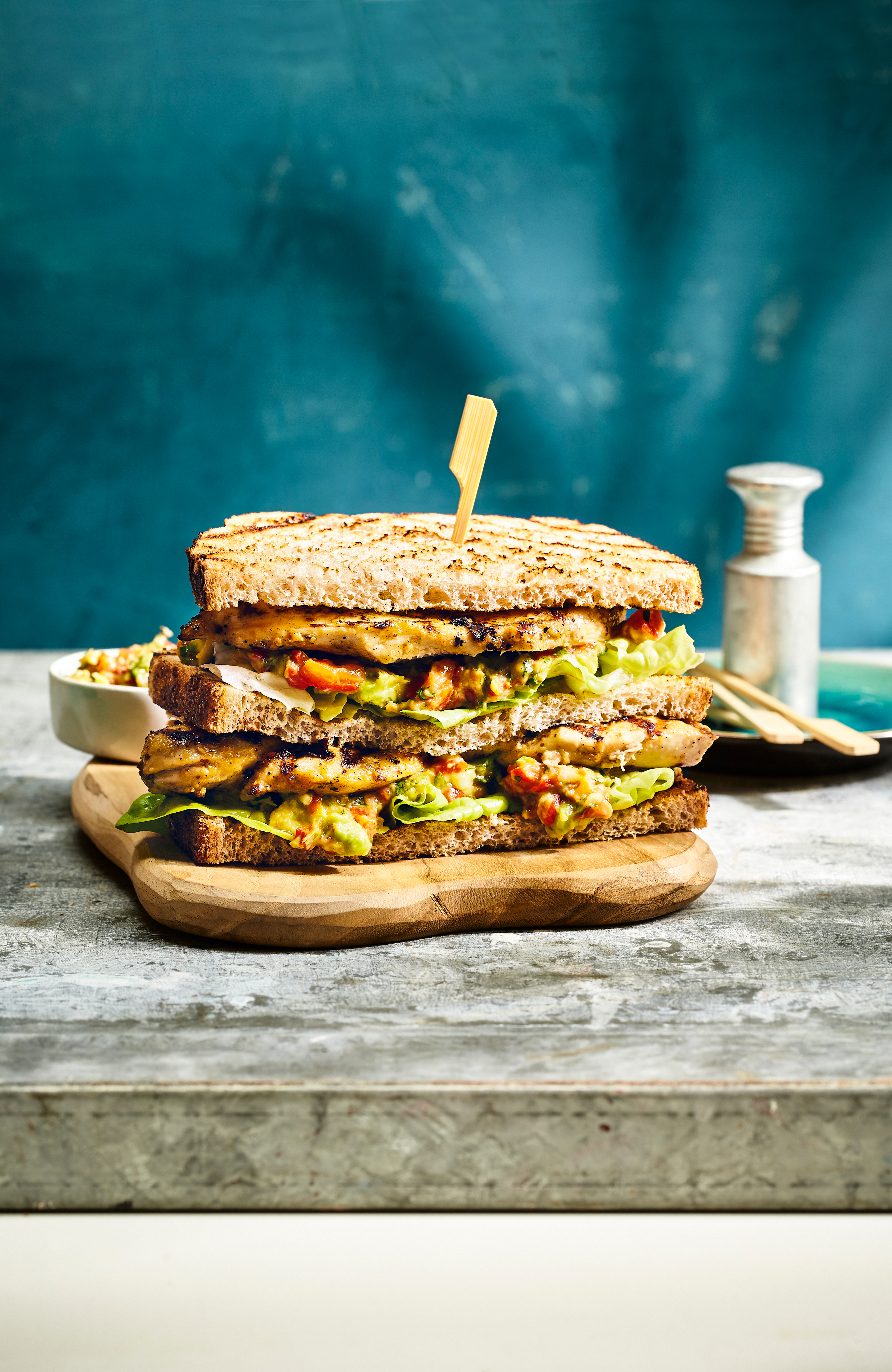 Gegrilde kip met paprika-guacamole