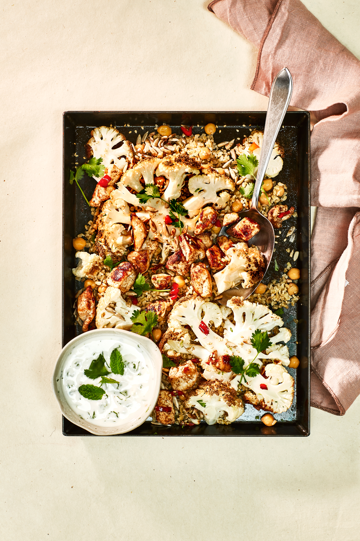 Bloemkoolsalade met kip en bulgur