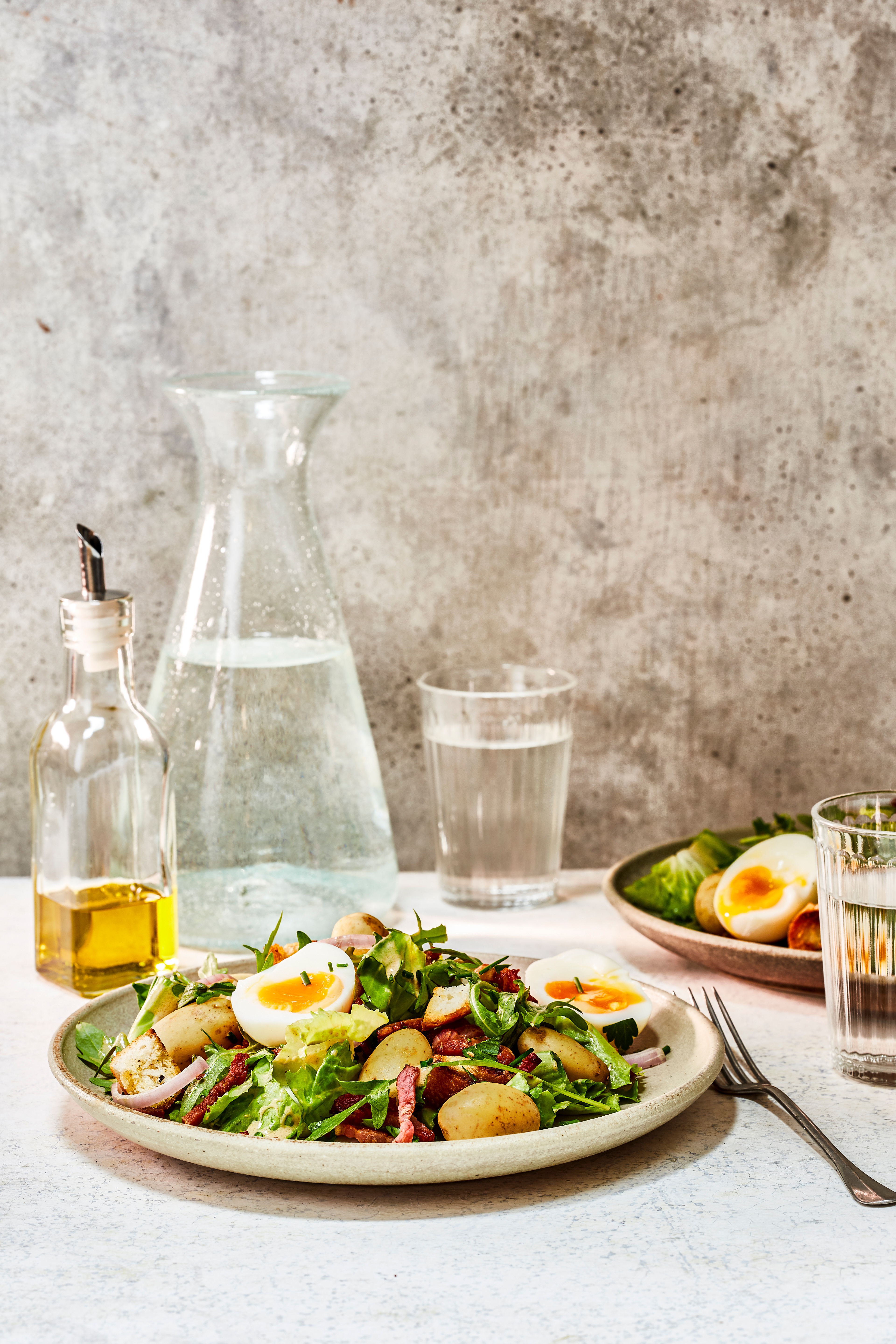 Franse andijviesalade met spekjes en ei