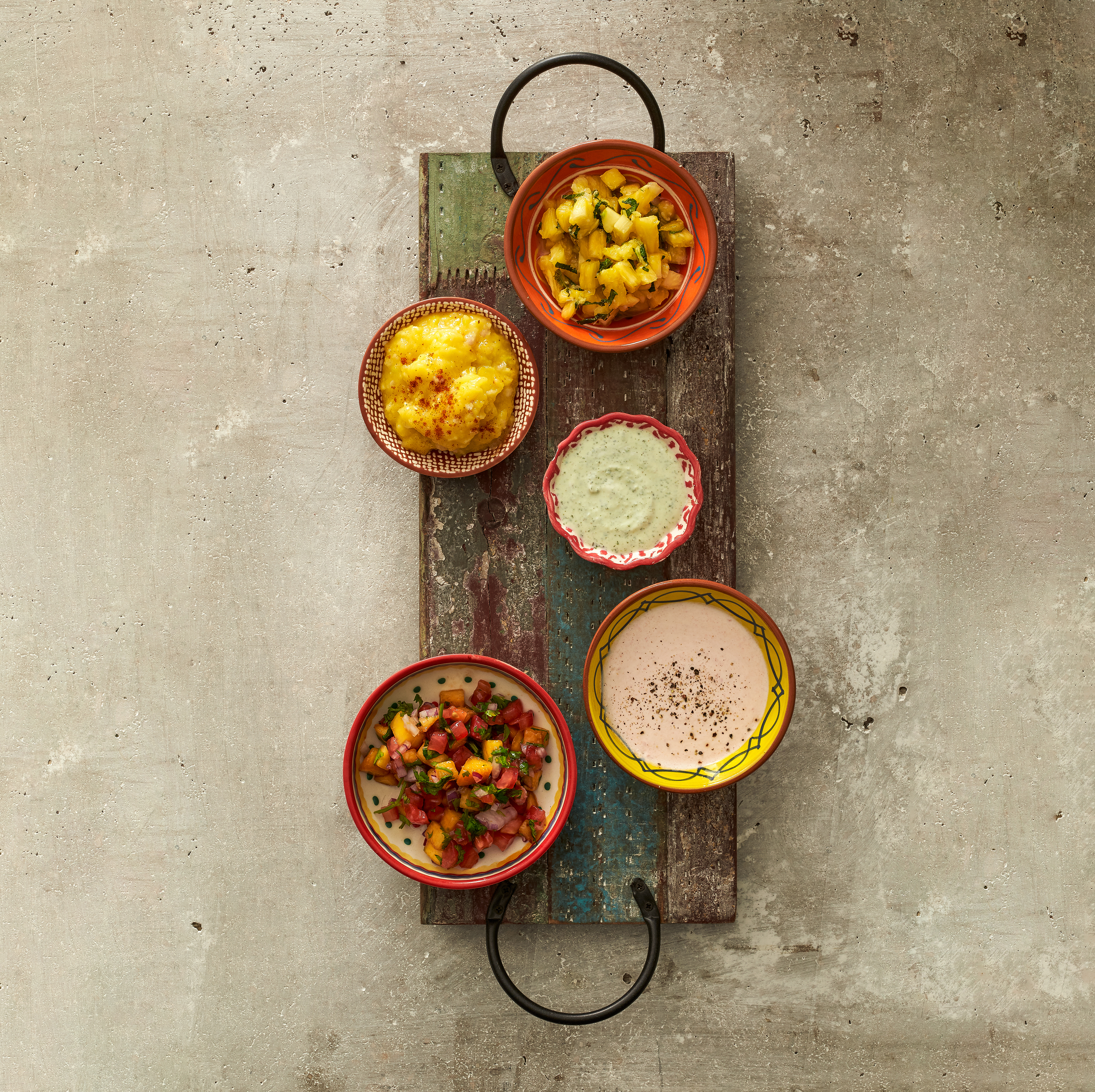 Spicy green yoghurtsaus