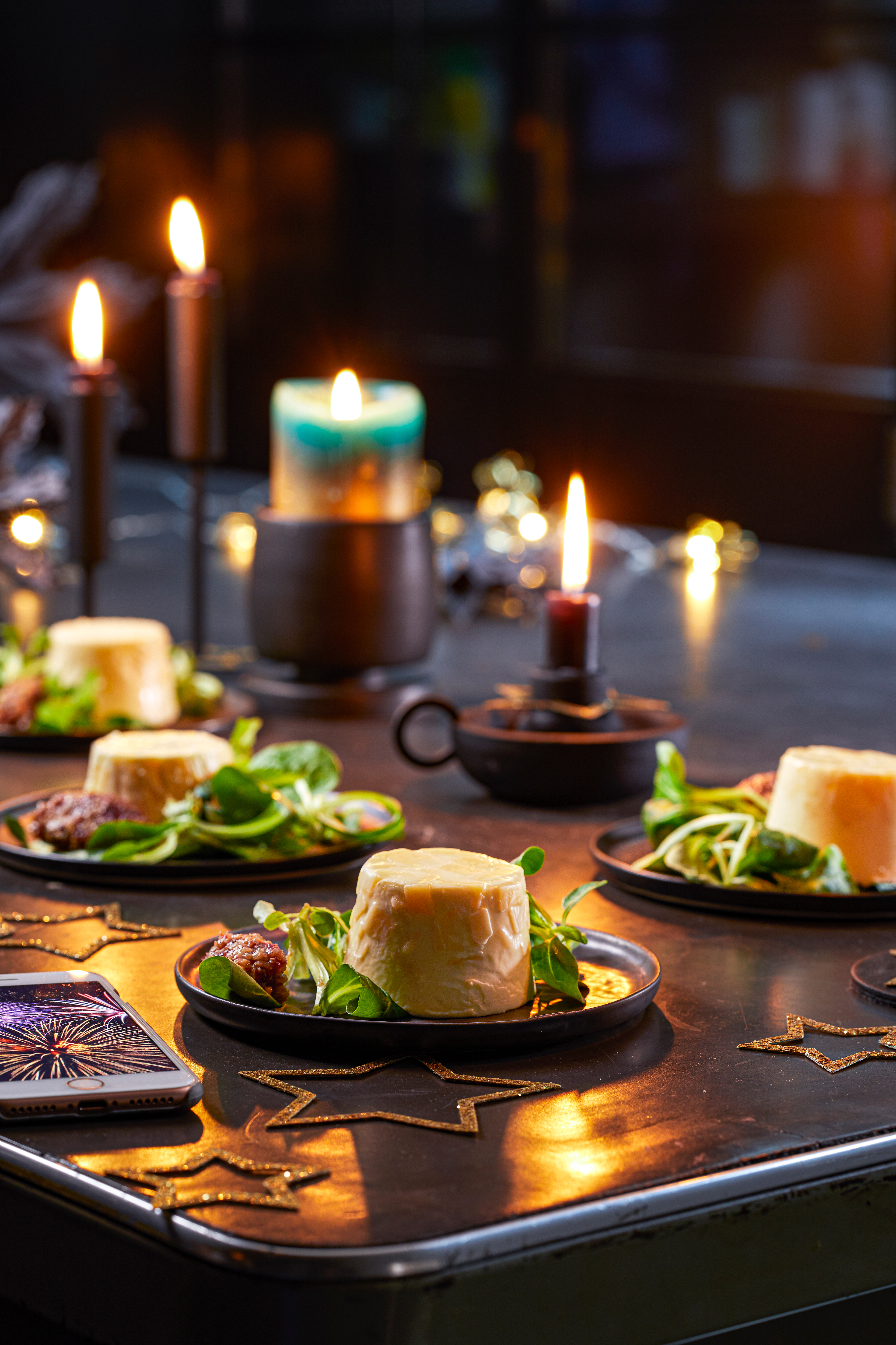 Kaastimbaaltjes met dadeltapenade