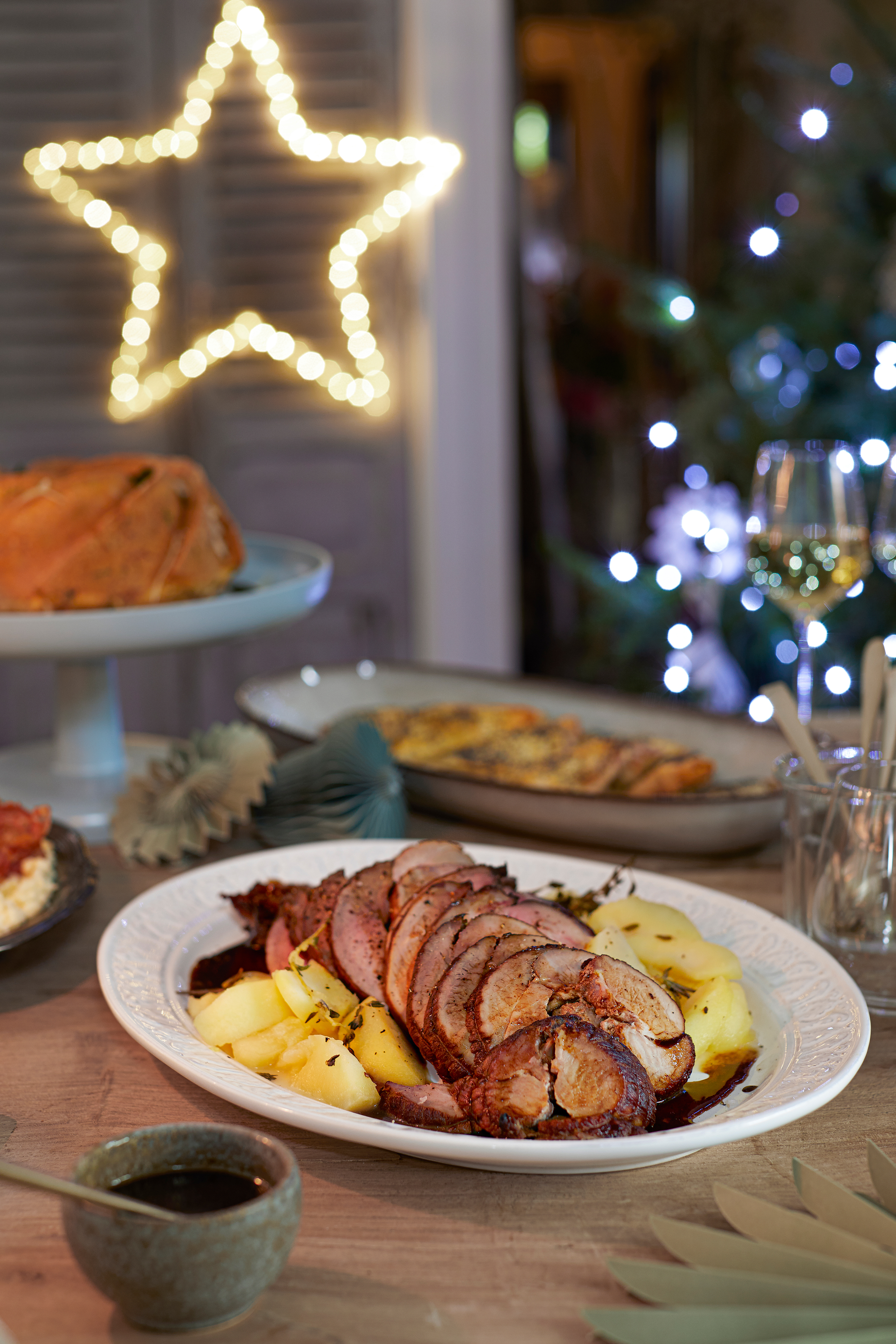 Geroosterde rollade met gestoofde appeltjes