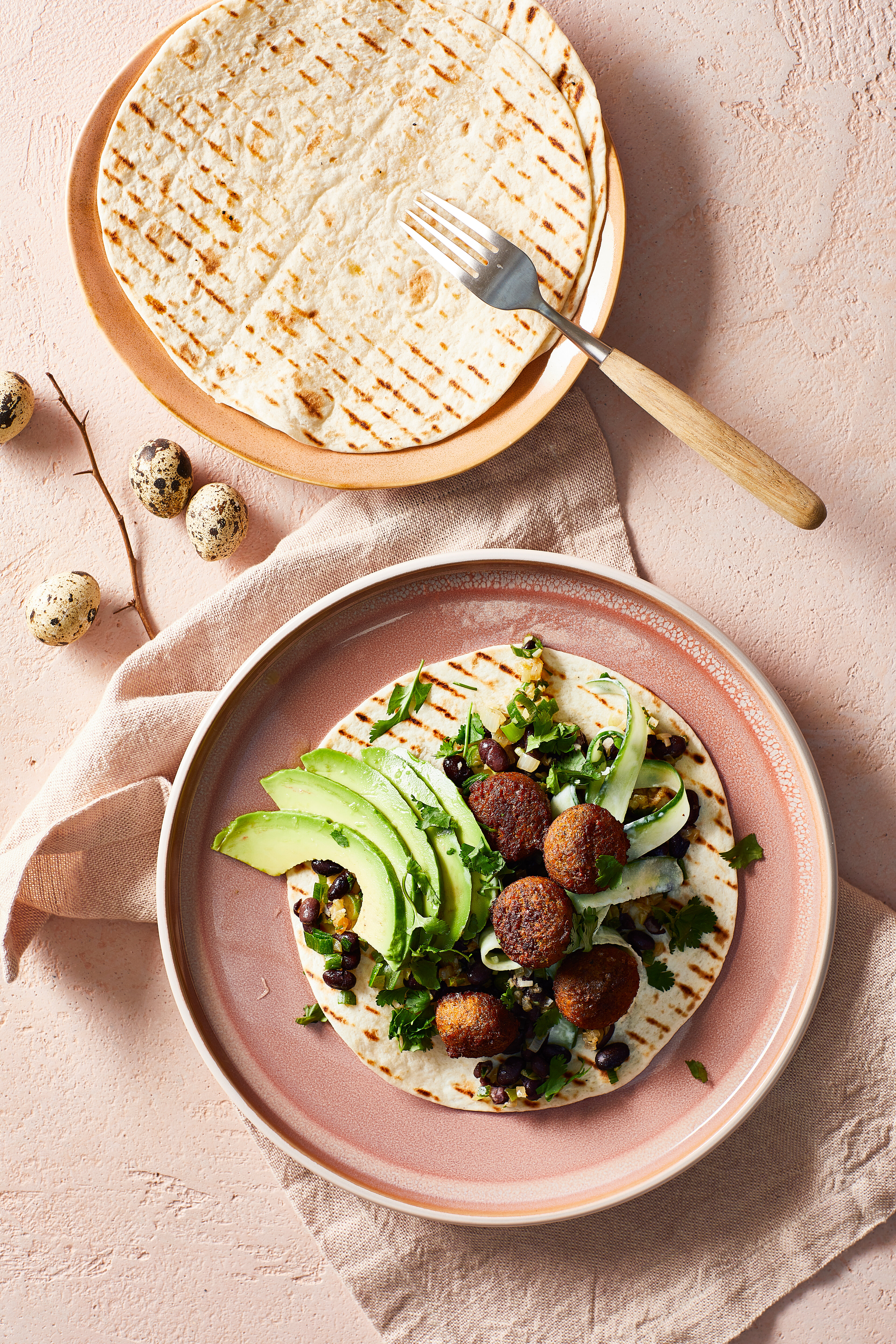 Wraps met bonenchili en falafel