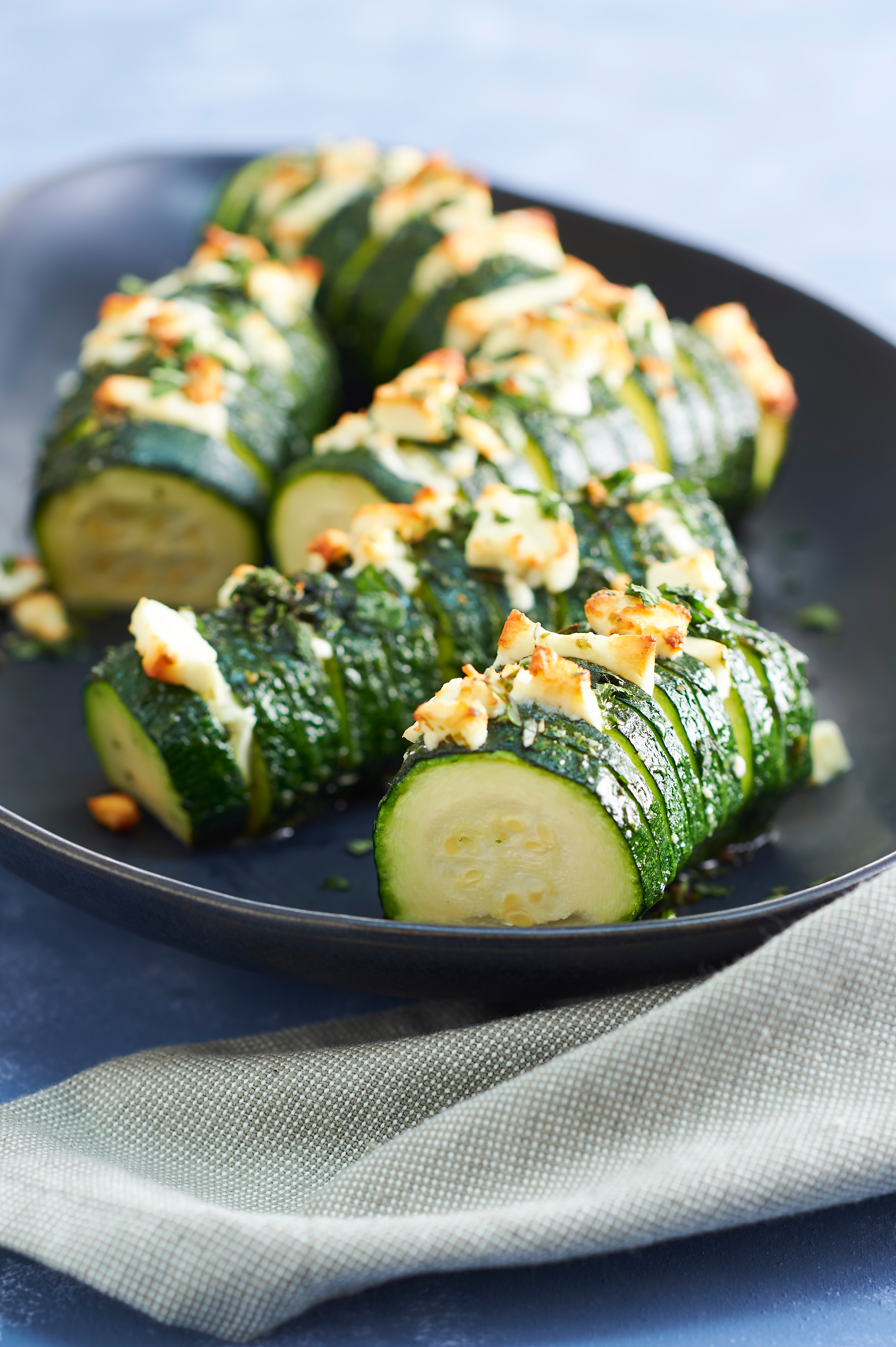 Hasselback-courgette
