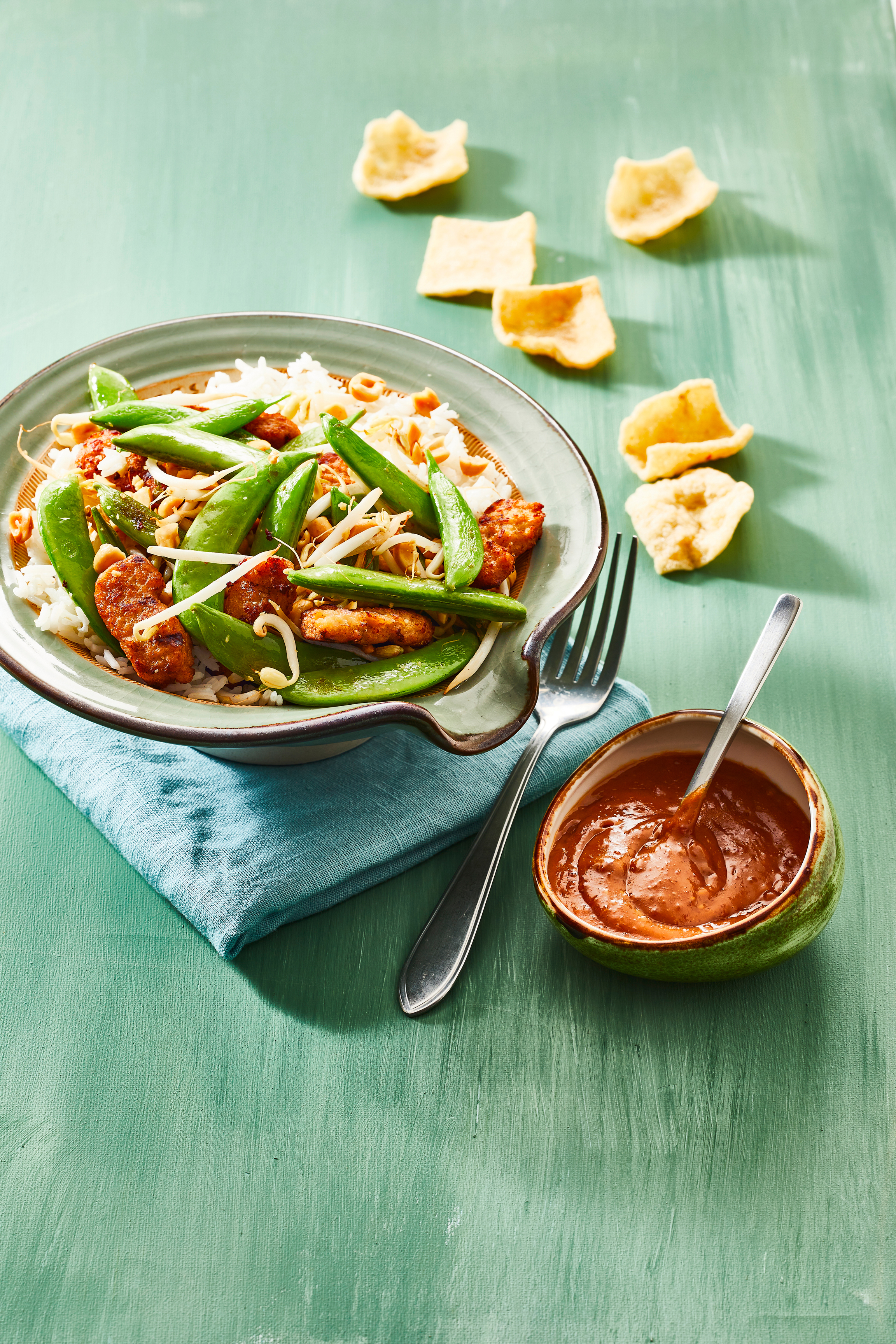 Gewokte sugarsnaps met pinda's