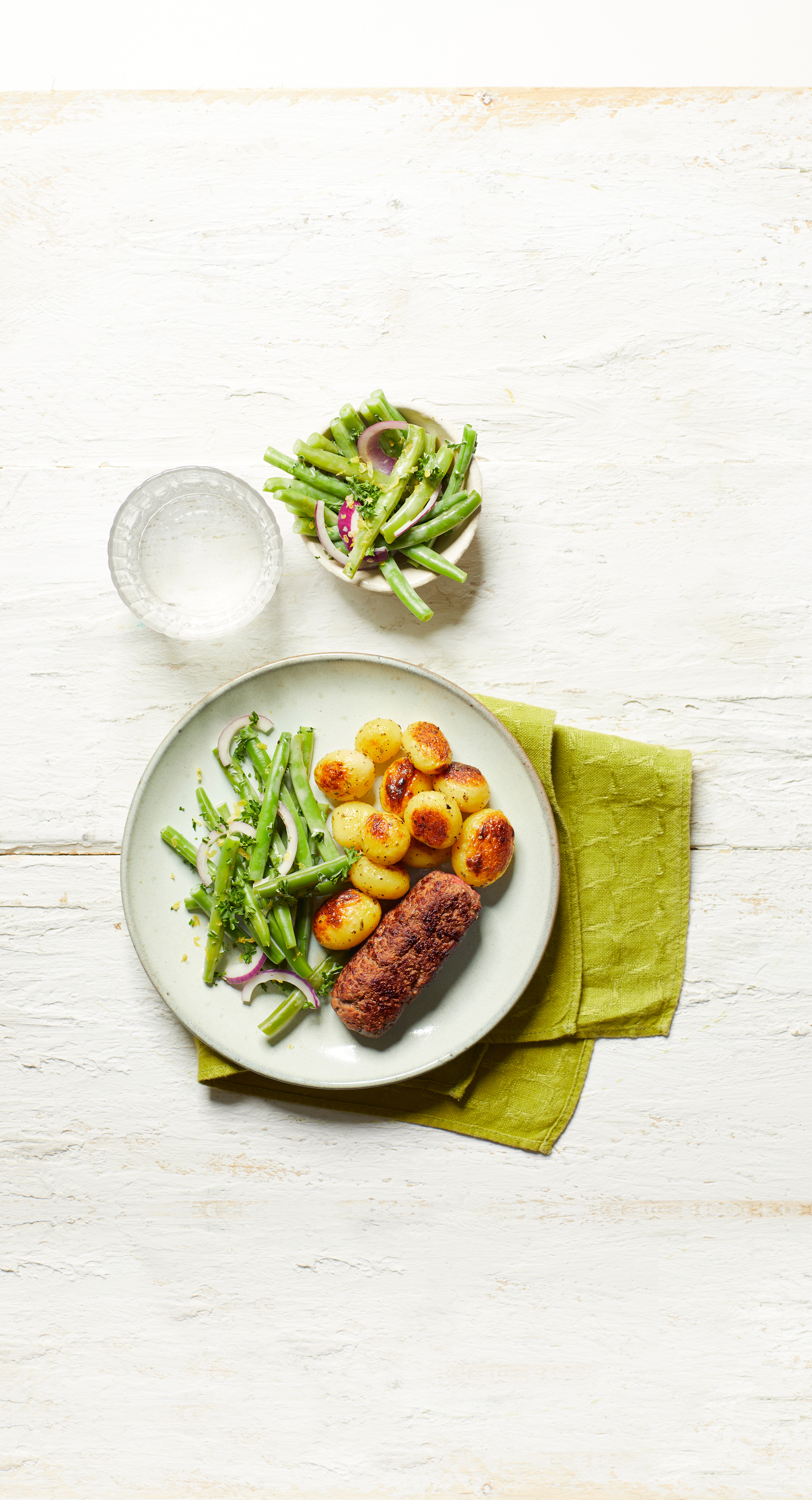 Ovenkrieltjes met tartaar en sperziebonensalade