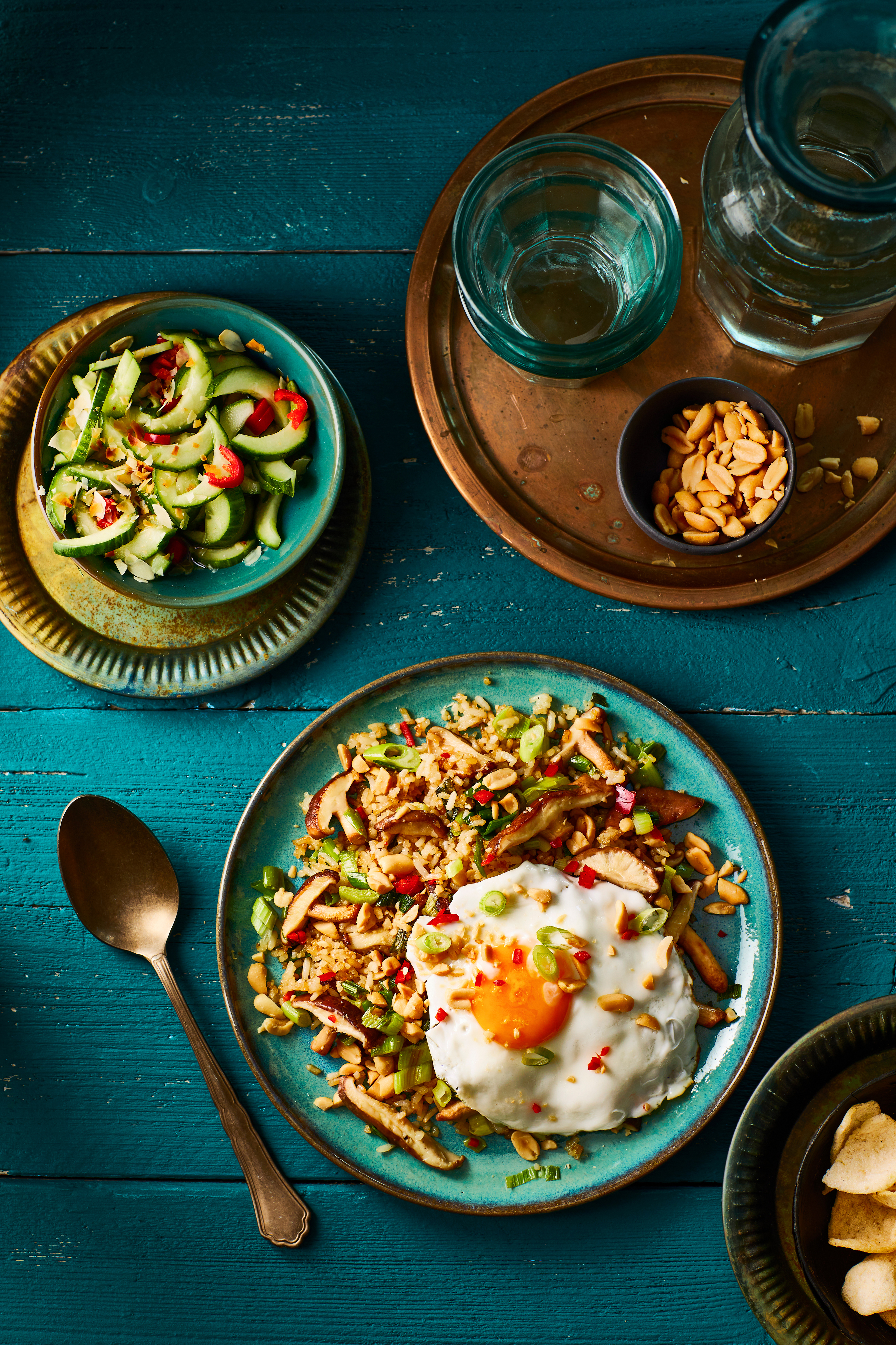 Gebakken rijst met bosui, shiitake en pinda