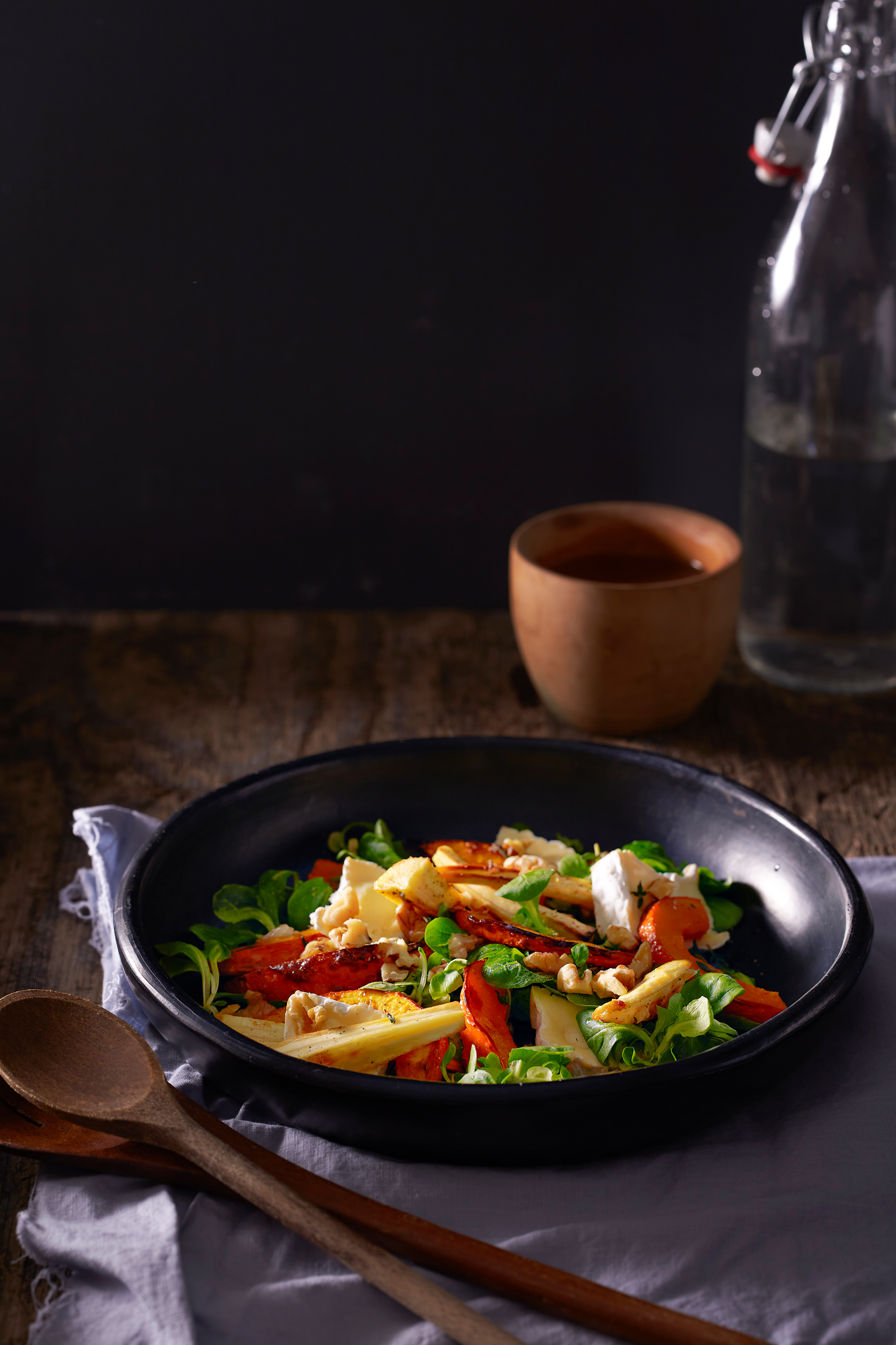 Salade van geroosterde pompoen met camembert