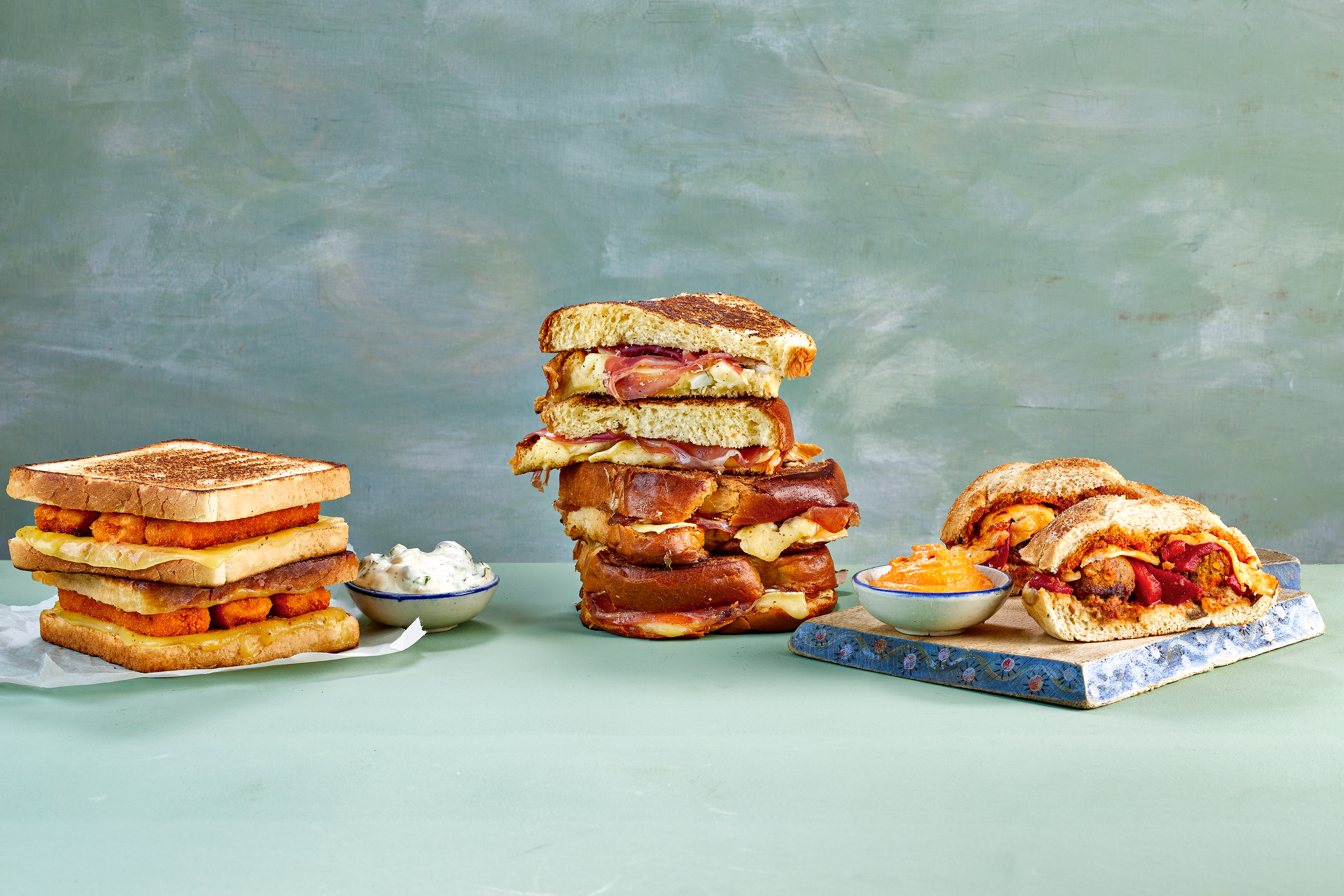 Visstick-tosti met ravigotesaus