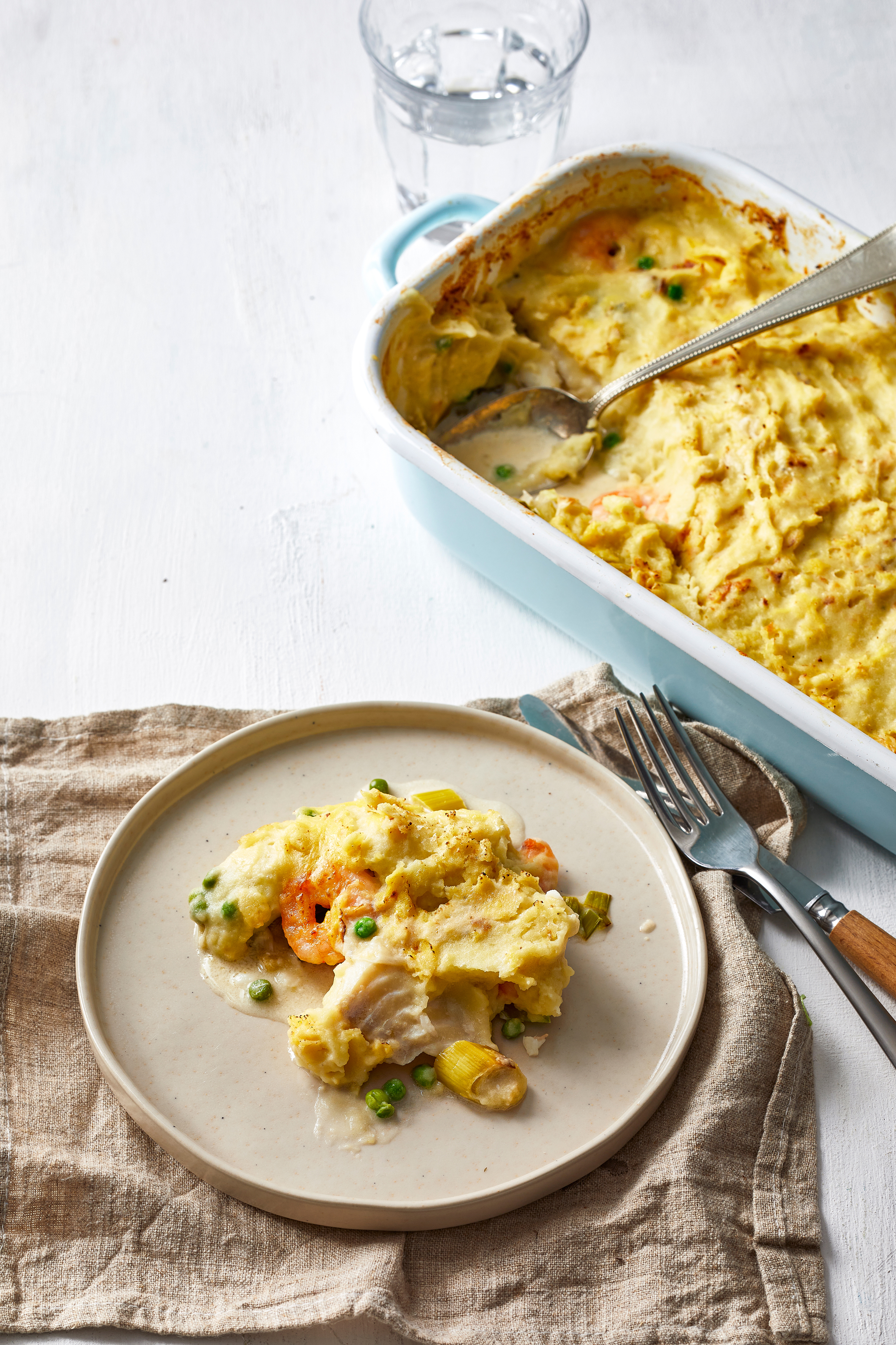 Vispotje met doperwten en aardappelpuree