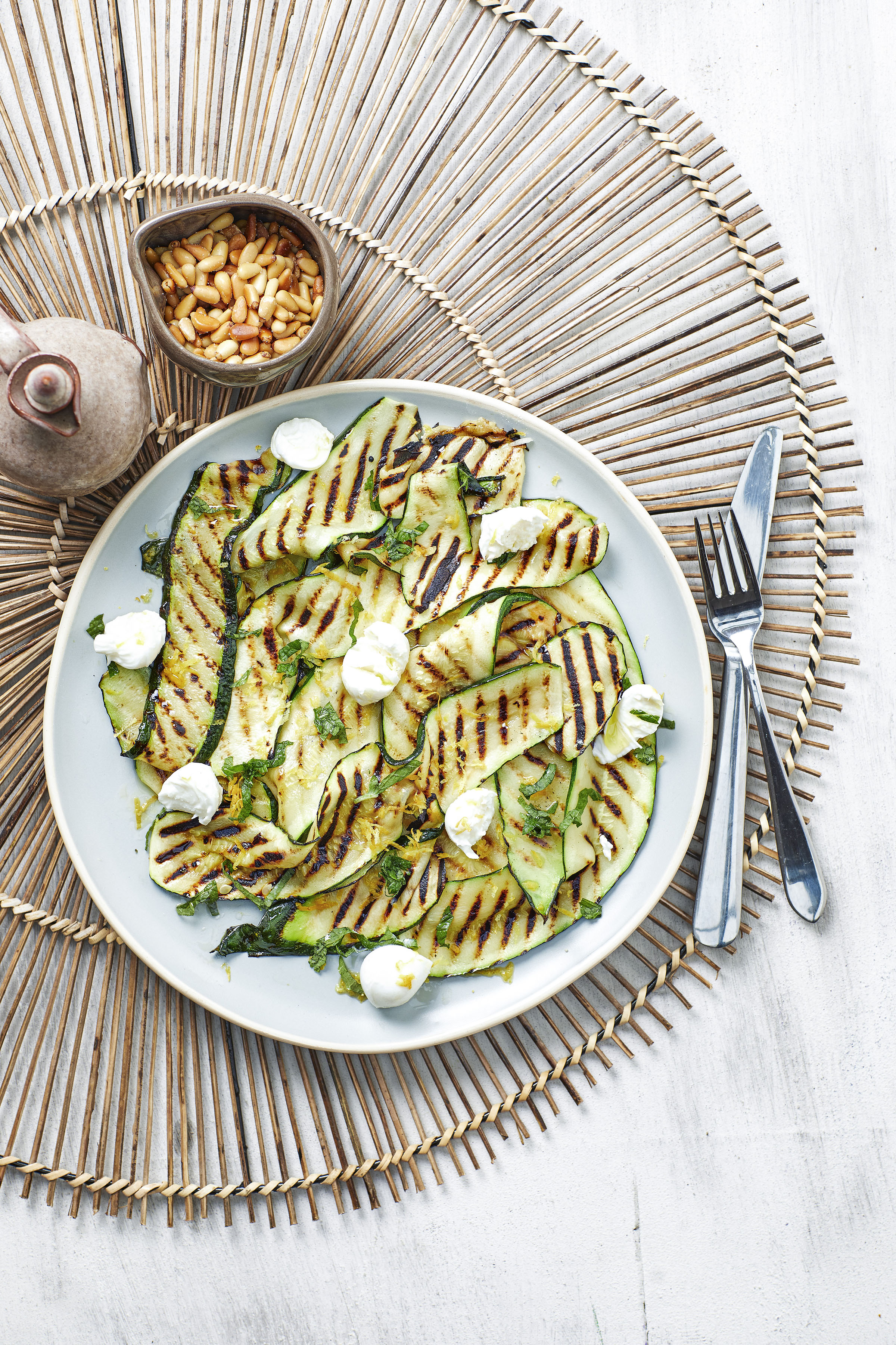 Courgettesalade met mozzarella
