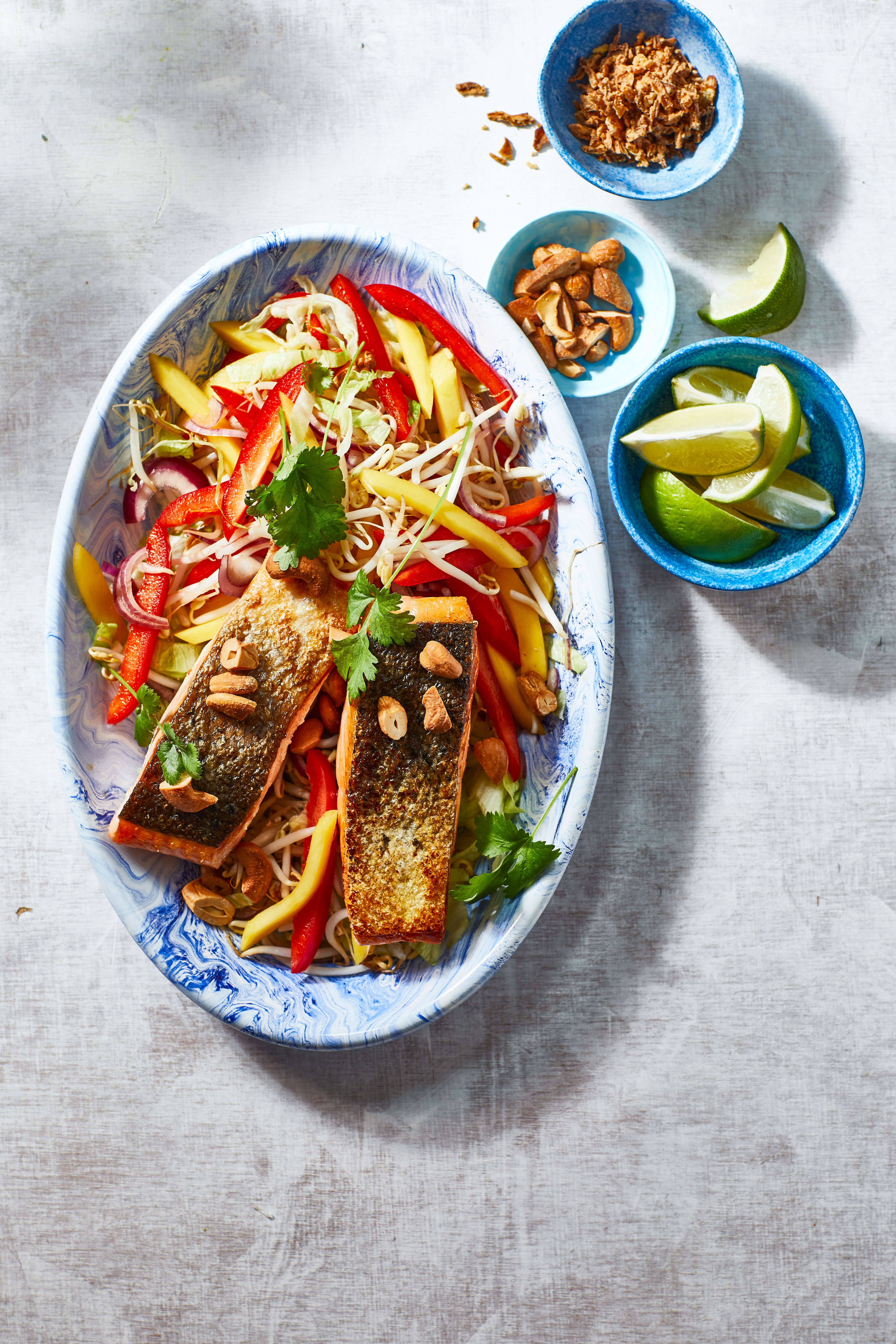 Gebakken zalm met mangosalade