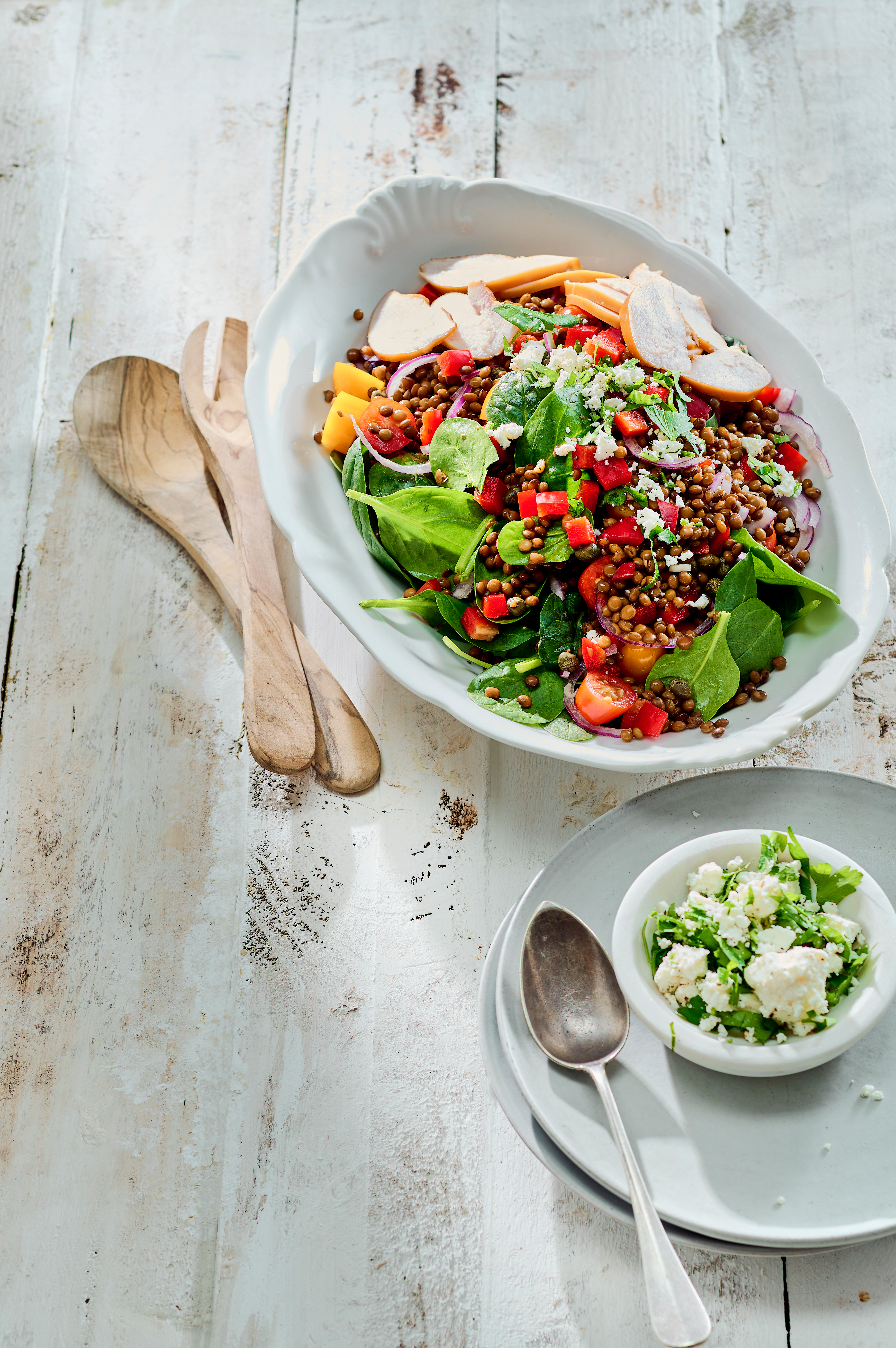 Linzensalade met gerookte kip