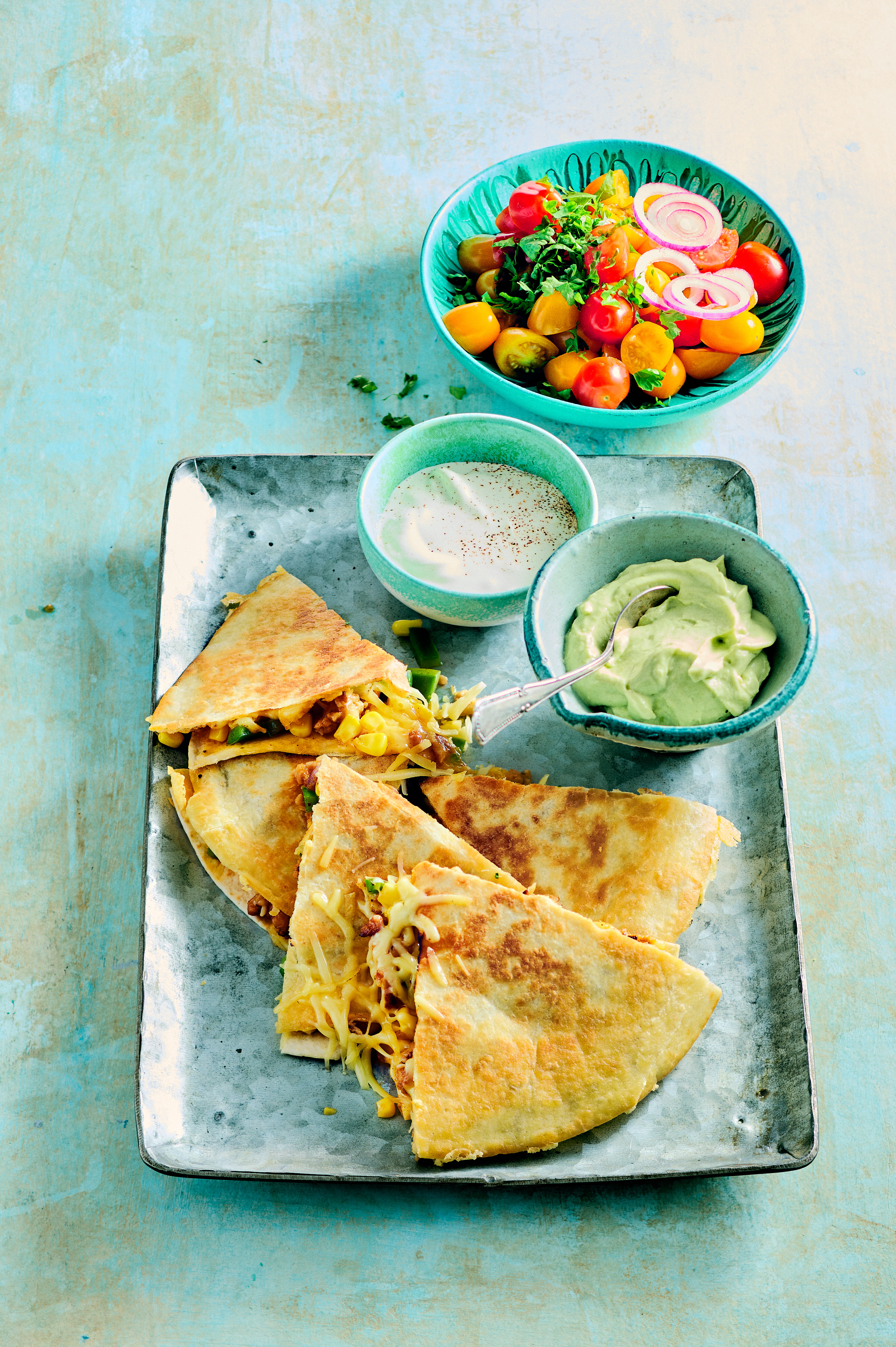 Quesadilla's met mais en kipgehakt