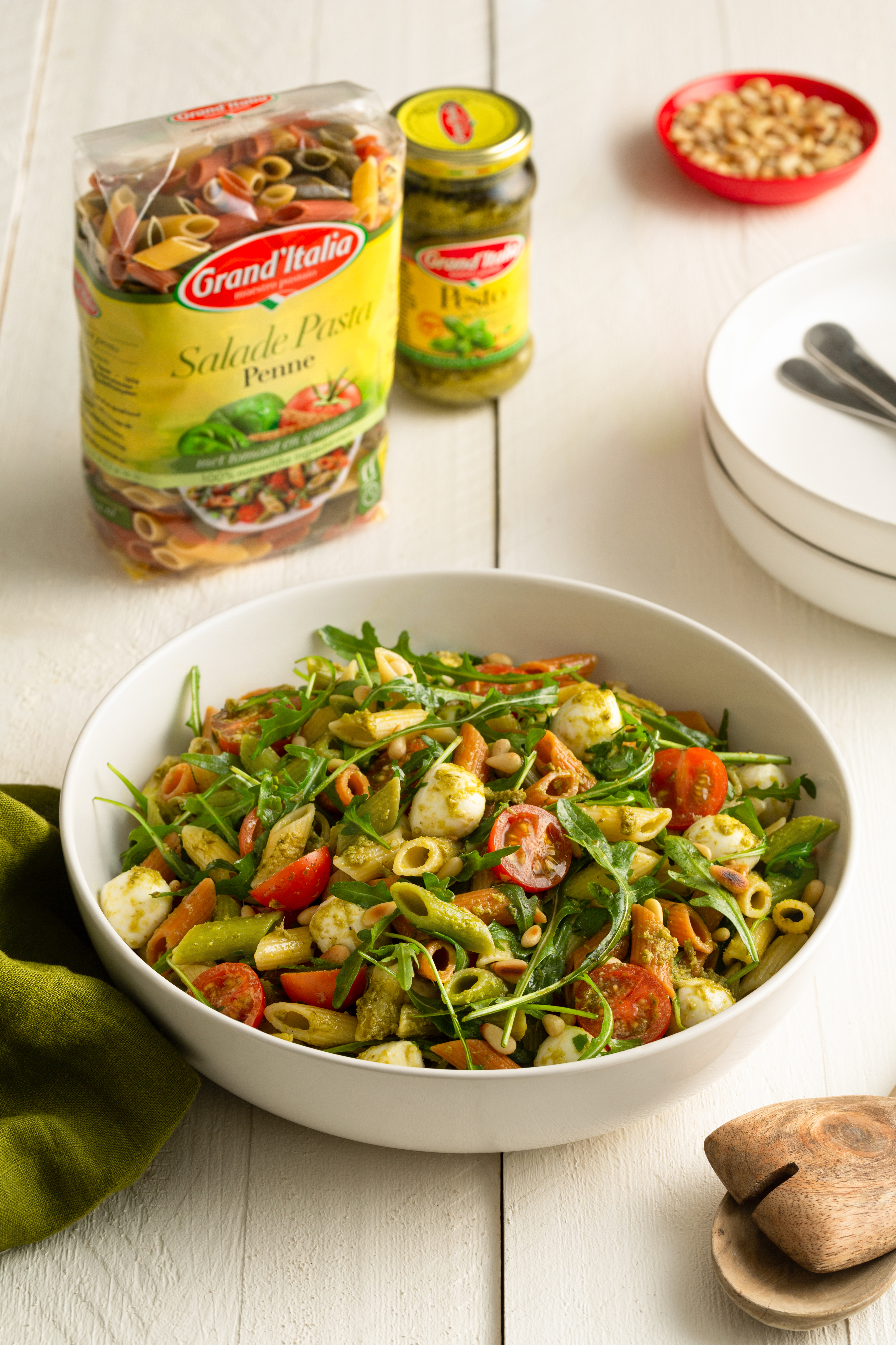 Pastasalade met pesto