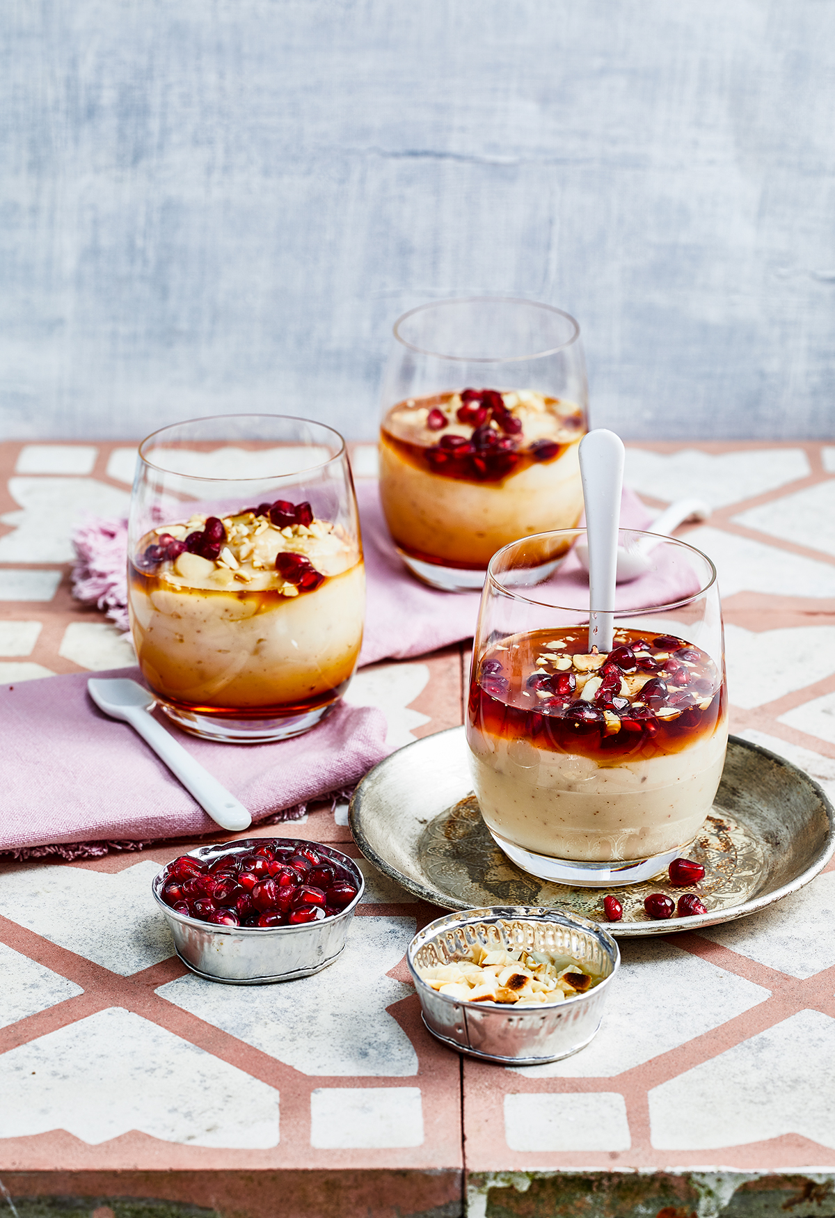 Amandelpudding met granaatappel