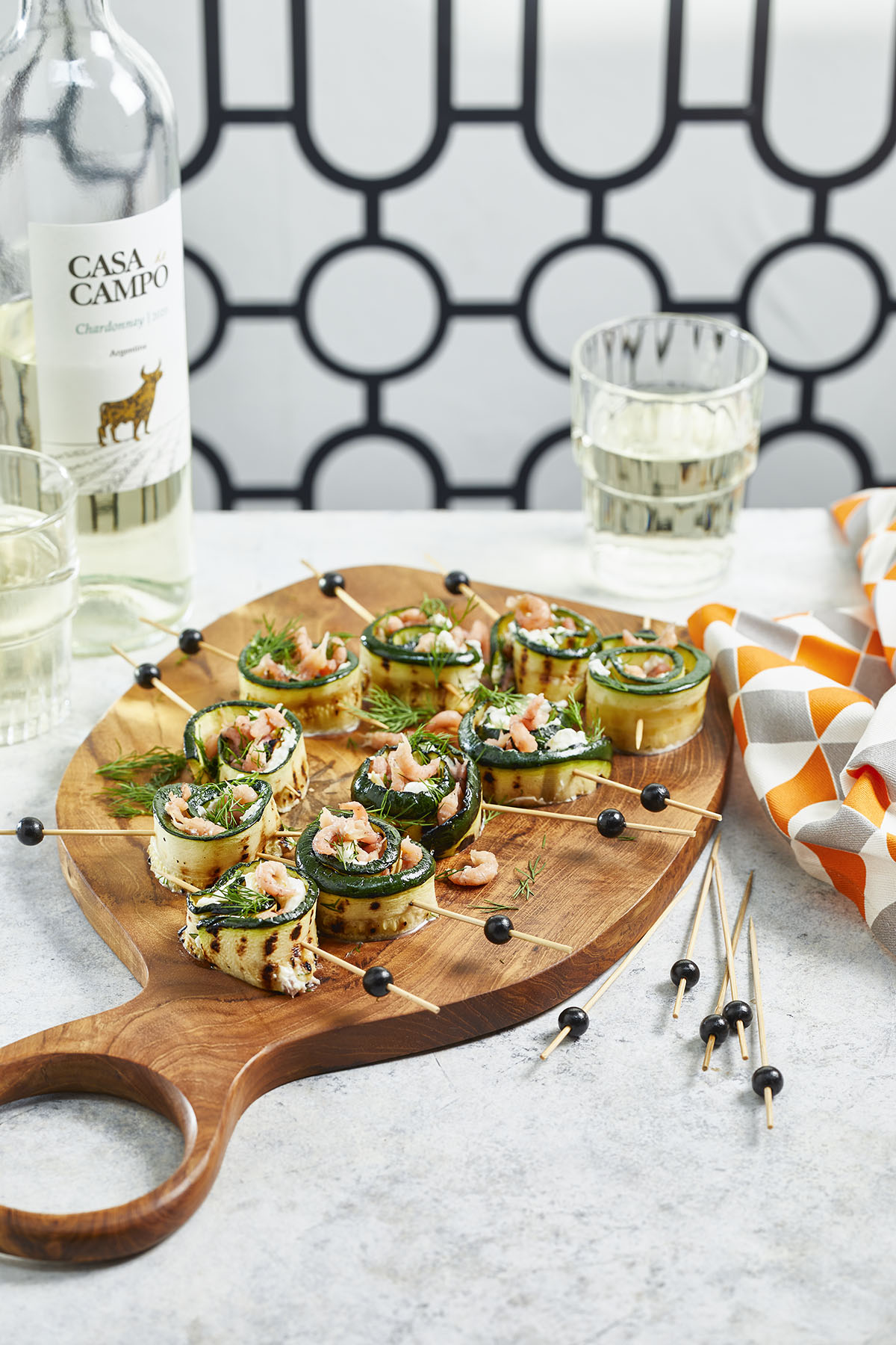 Courgetterolletjes met mascarpone en garnalen