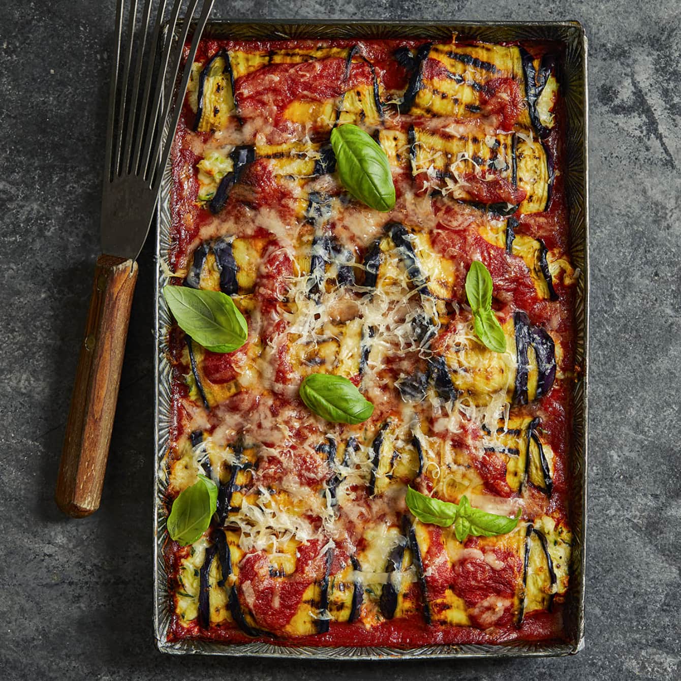 Auberginerolletjes met ricotta-courgettevulling