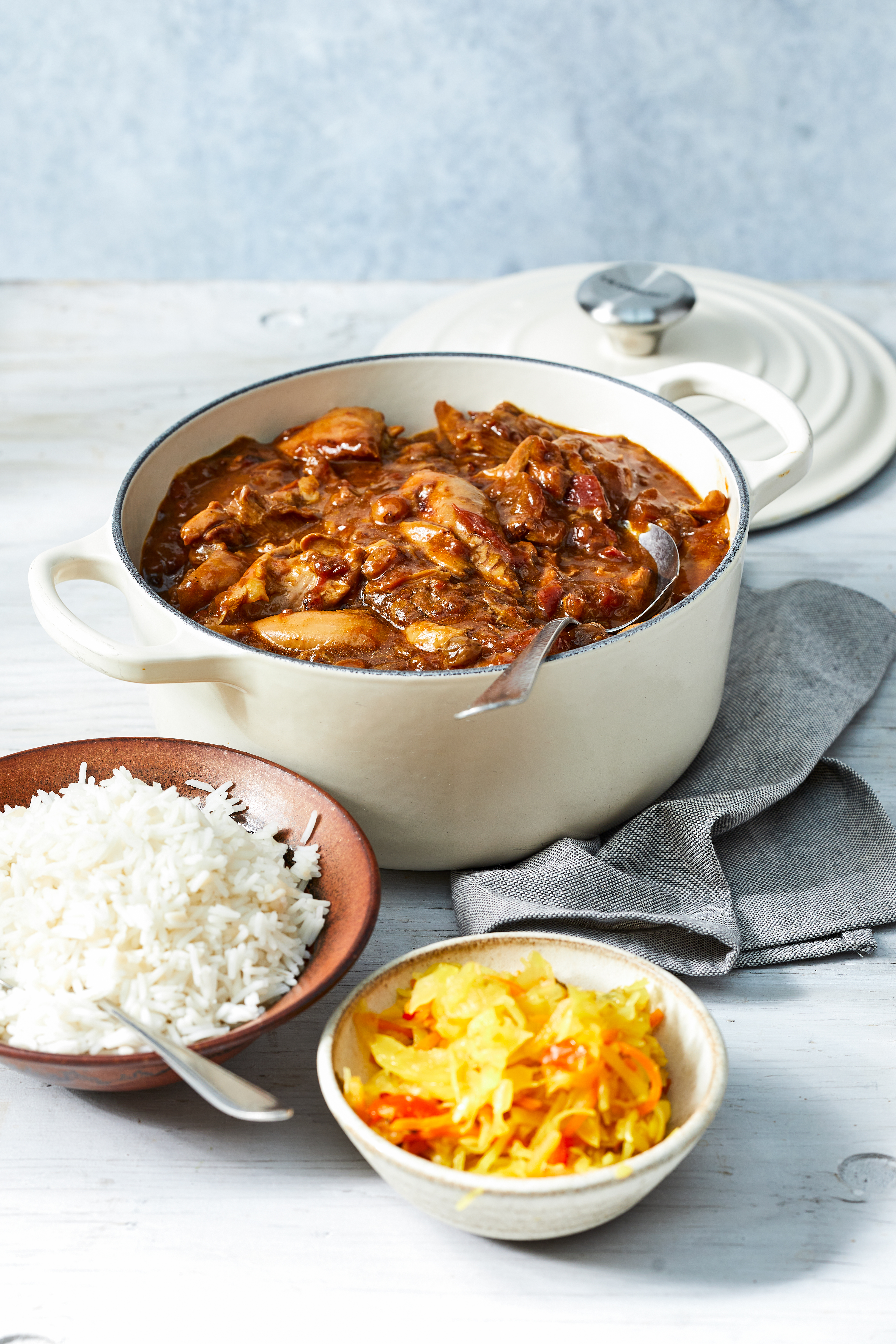 Kipstoof met kerrie en gember