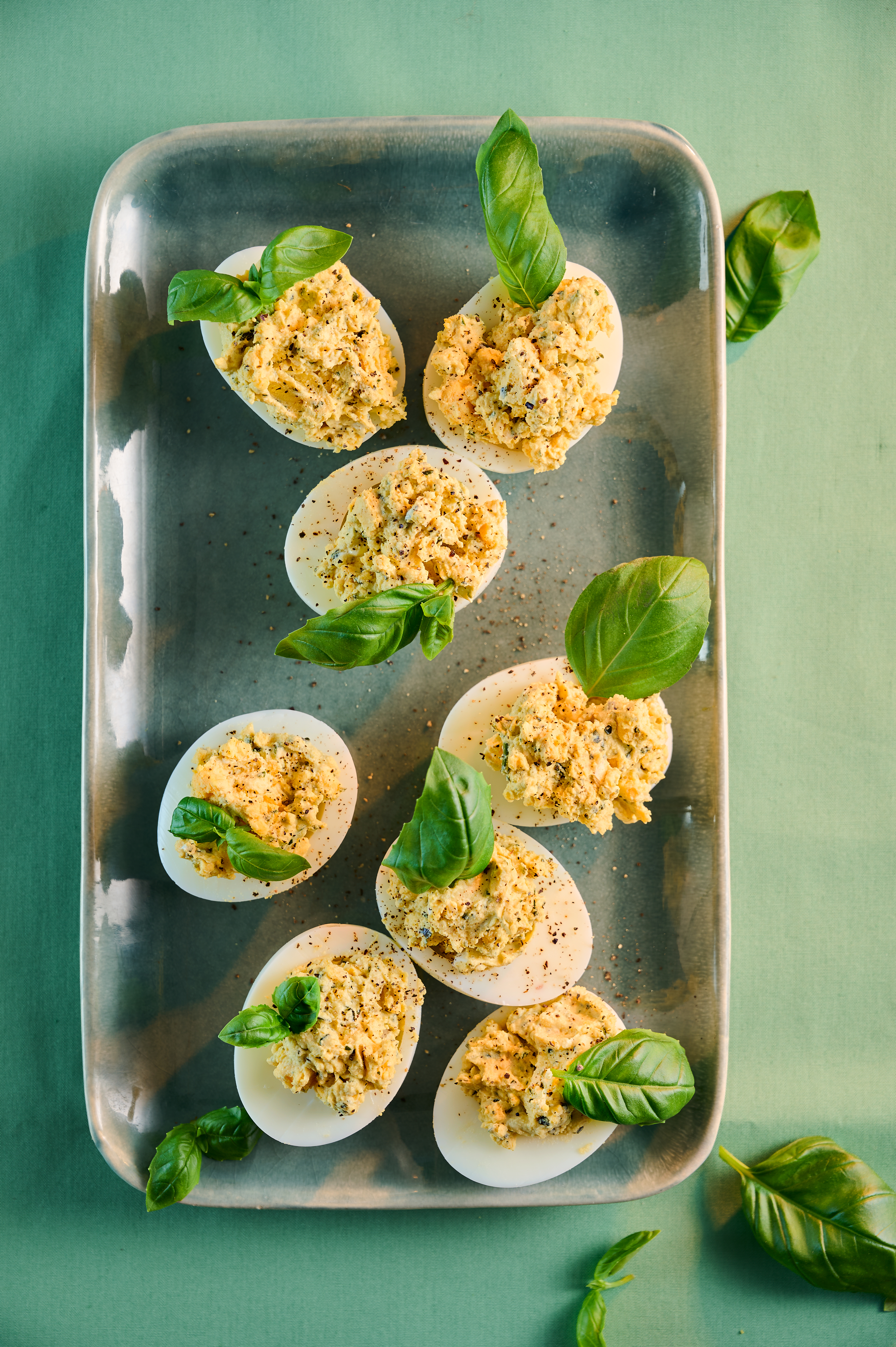 Gevuld eitje met pesto