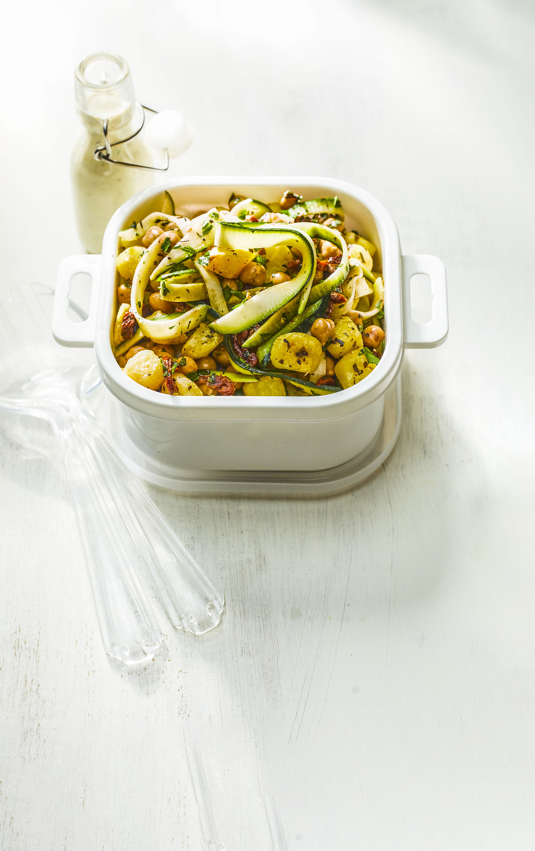 Courgette-krieltjessalade met yoghurt-mosterddressing