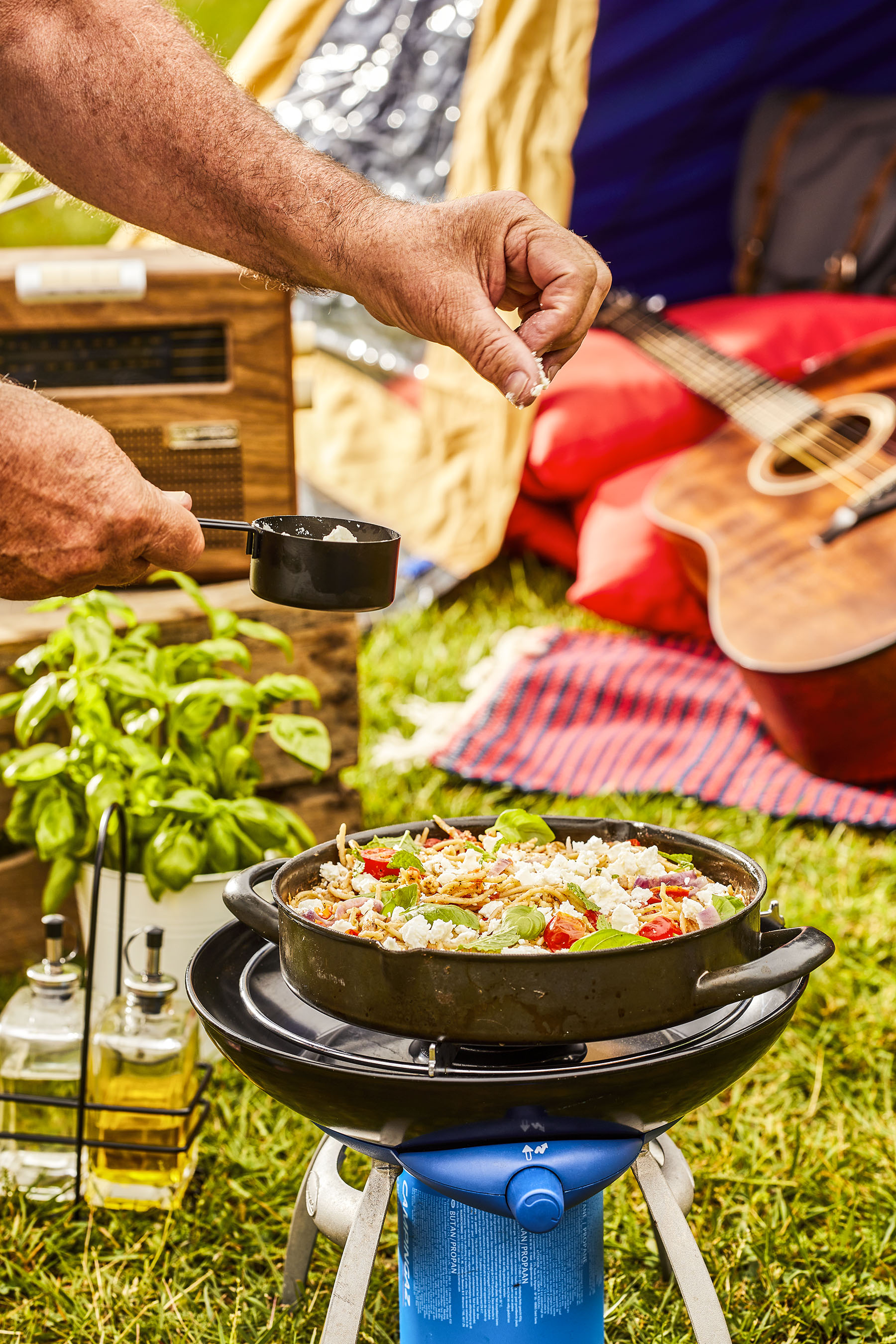 One pot pasta met tomaat en feta
