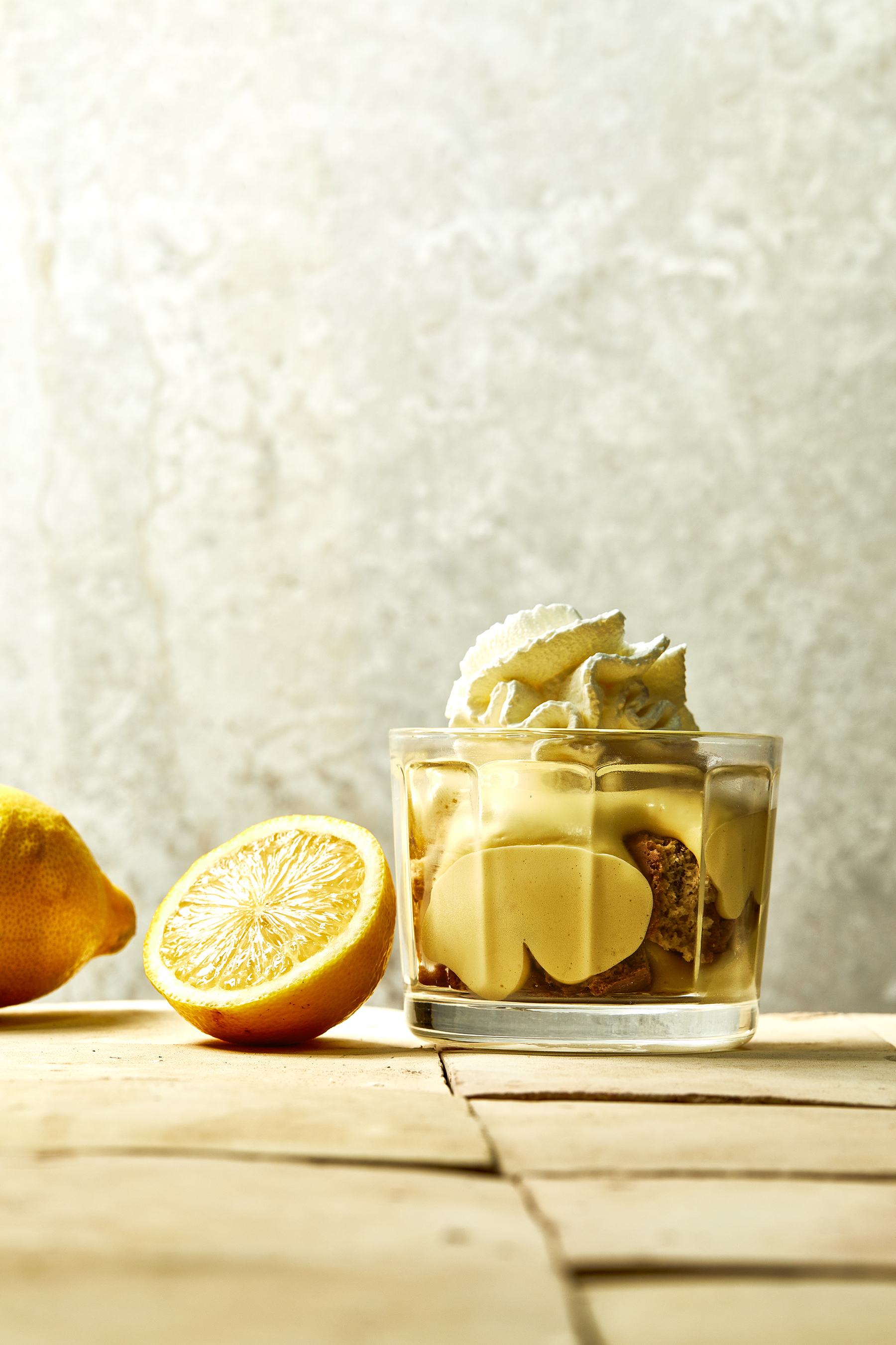 Citroenzabaglione met cantuccini