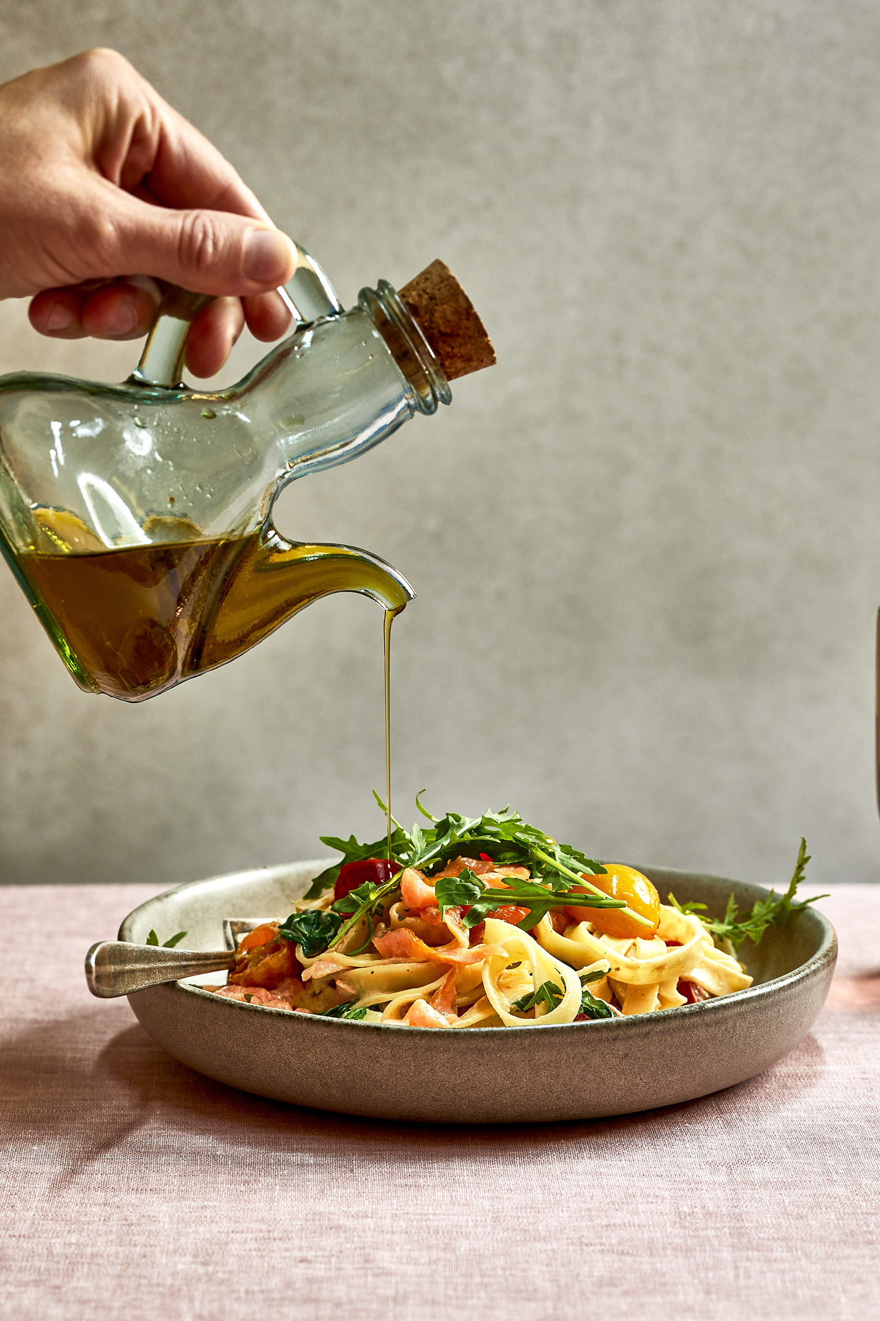 Tagliatelle met gerookte zalm en rucola