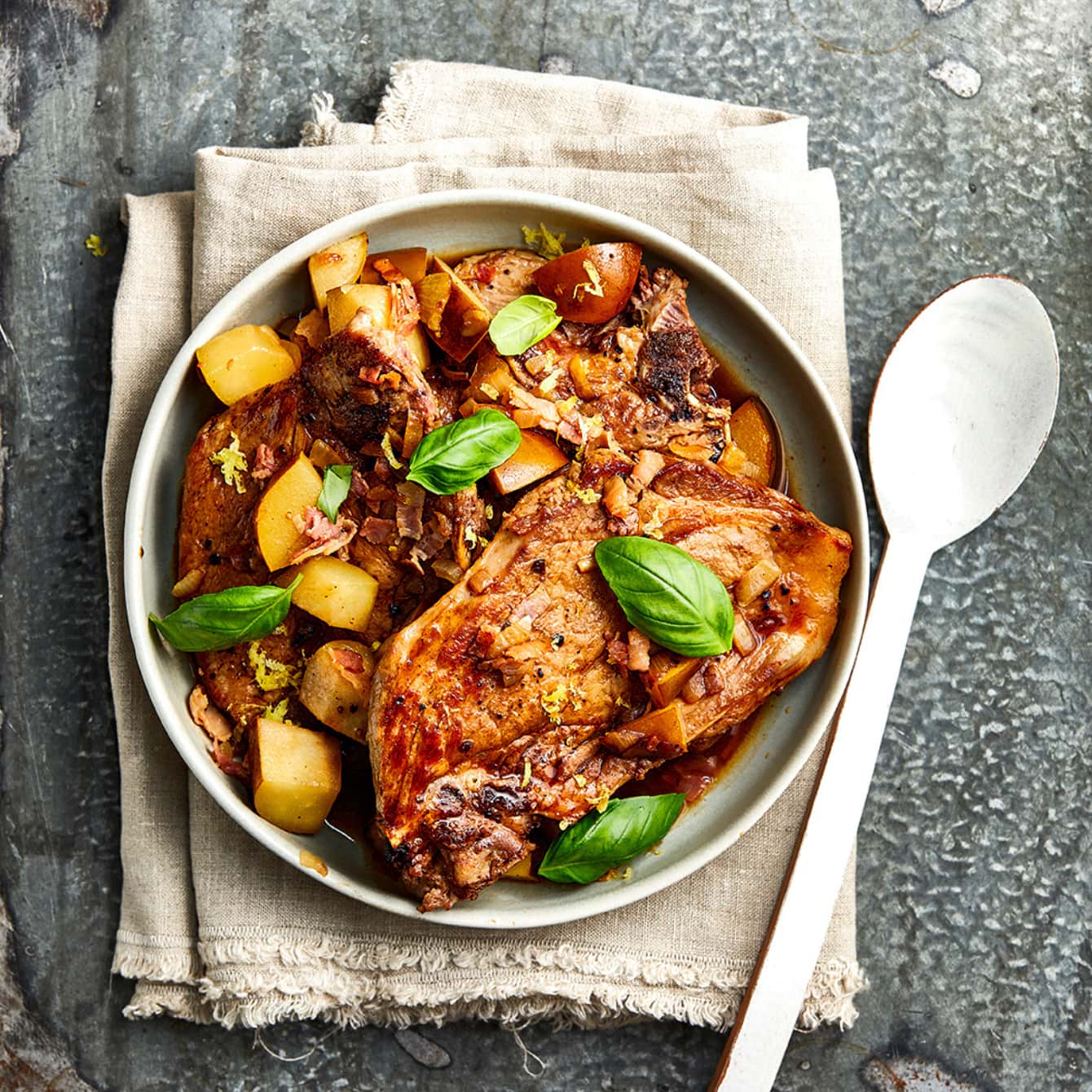 Gestoofde karbonade met peer