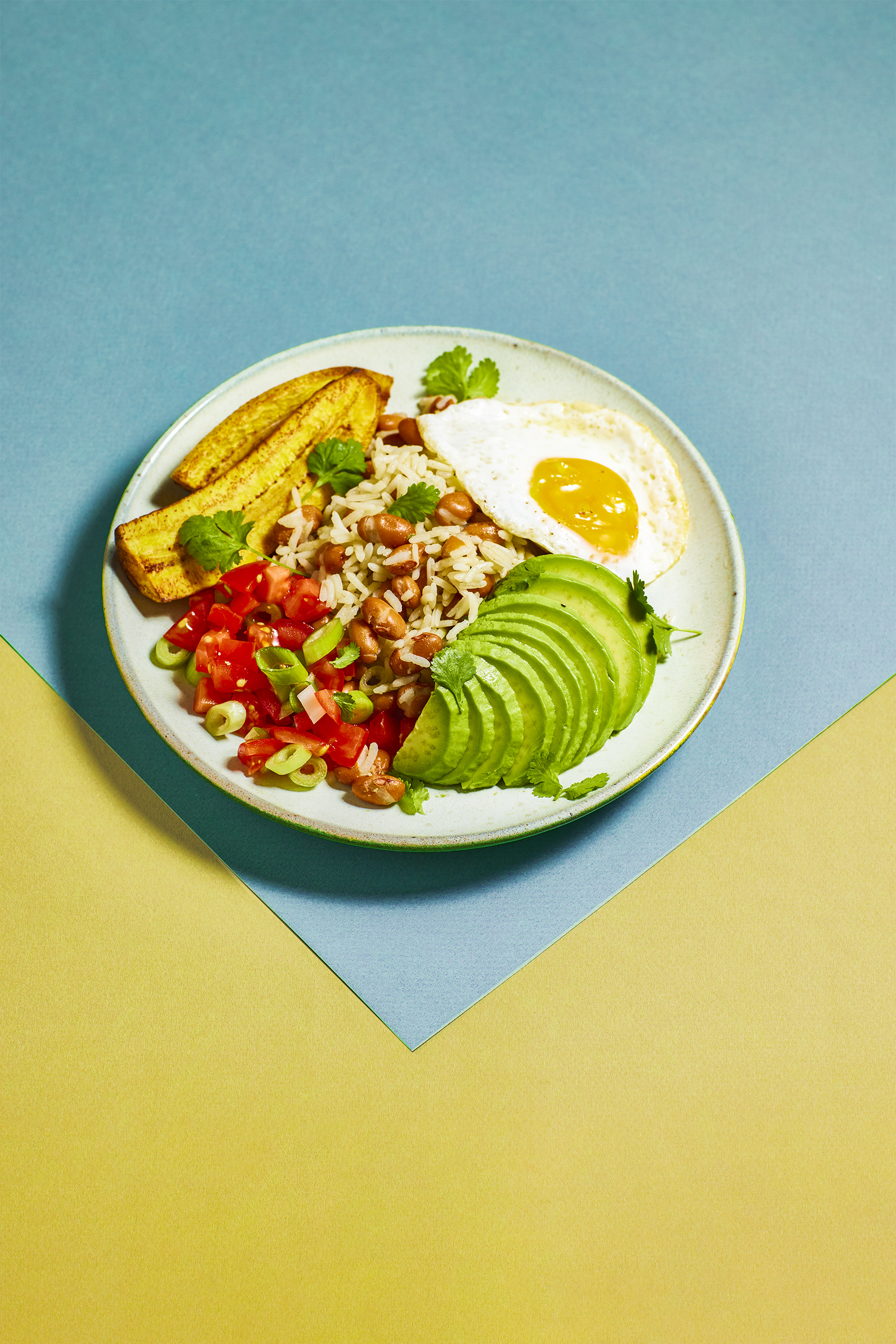 Casamiento met tomatensalade