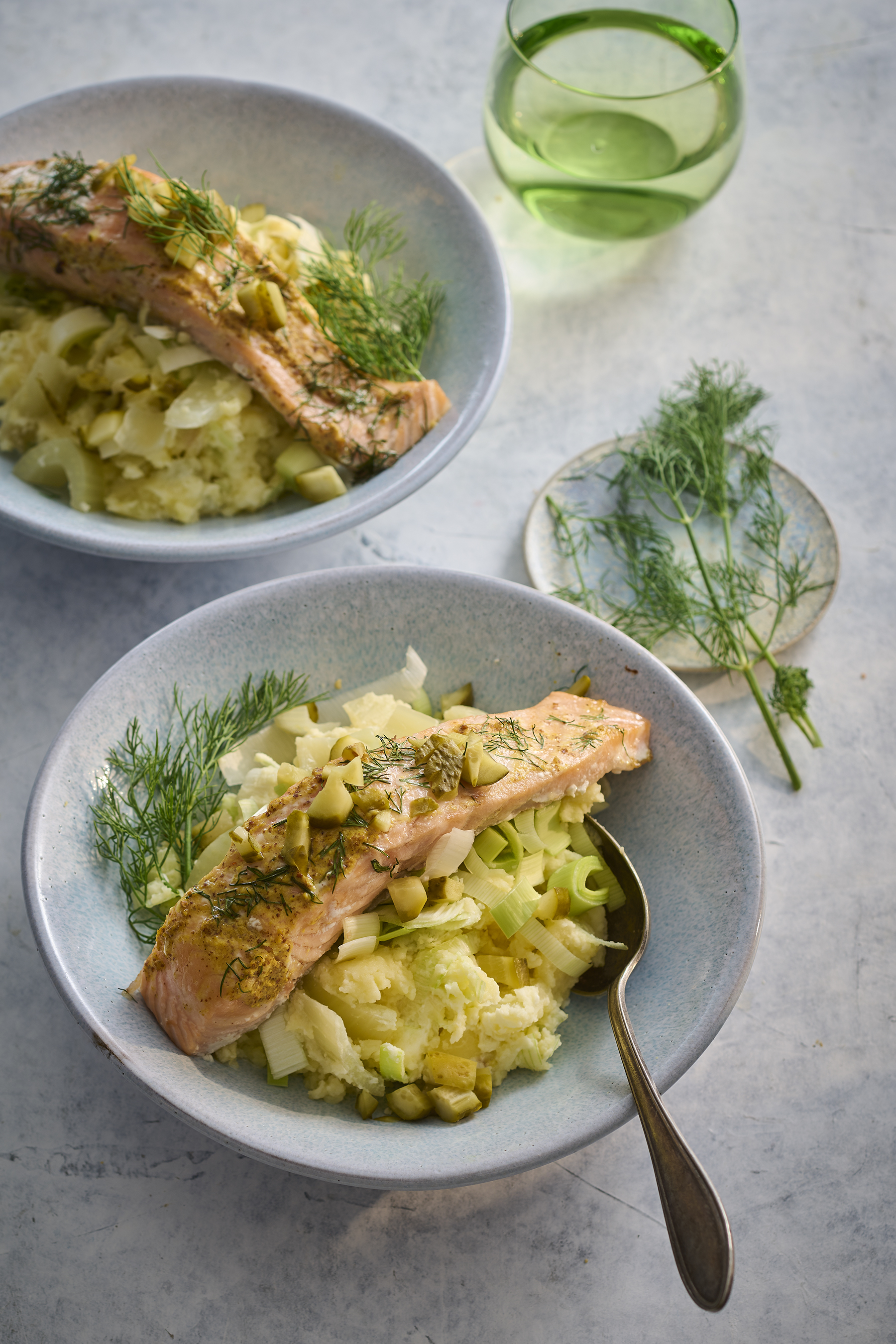 Venkel-preistamppot met gemarineerde zalm