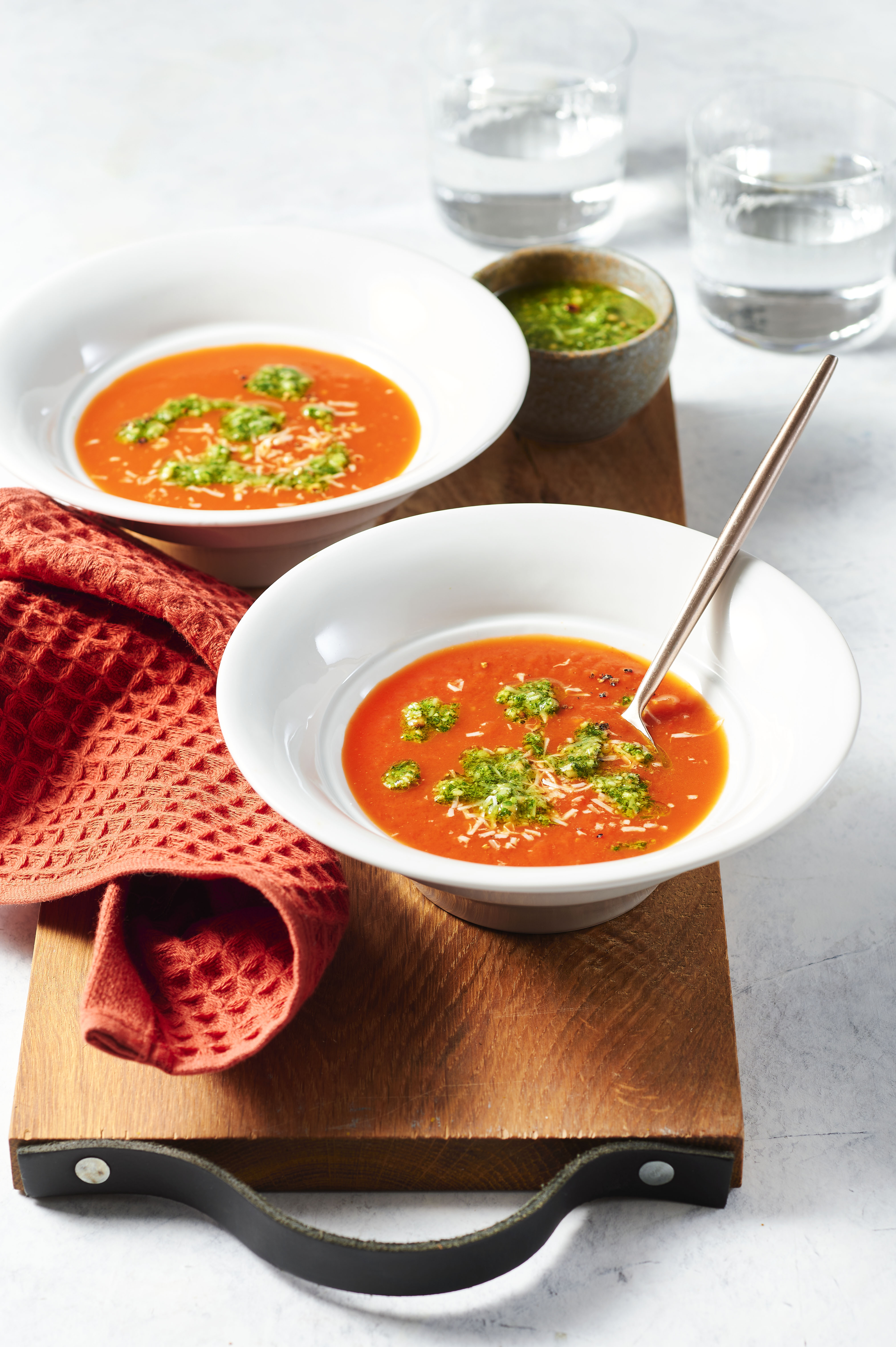 Tomatensoep met pesto