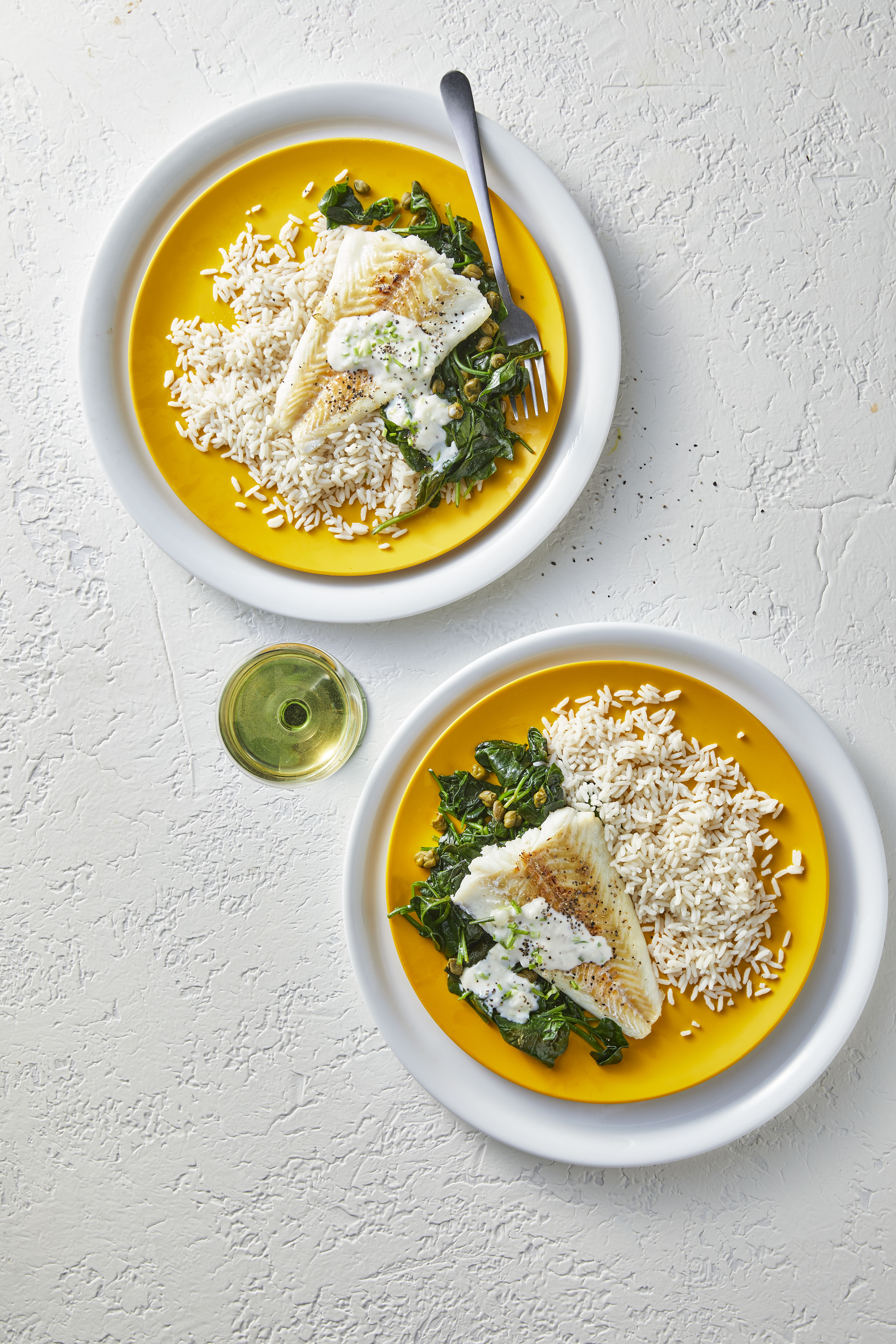 Kabeljauwfilet met wittewijn-bieslooksaus