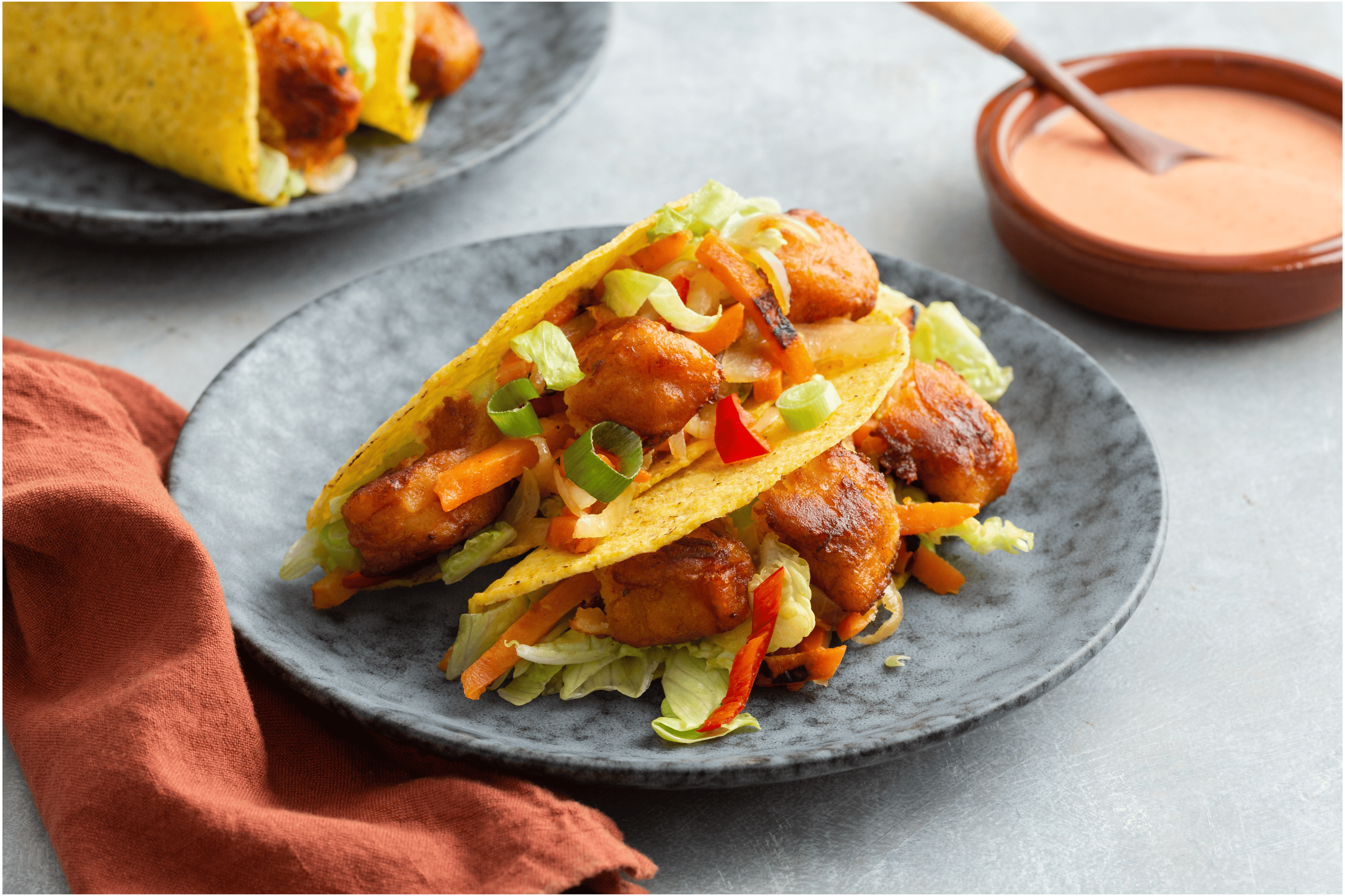 Taco's met chinese kool en kibbeling