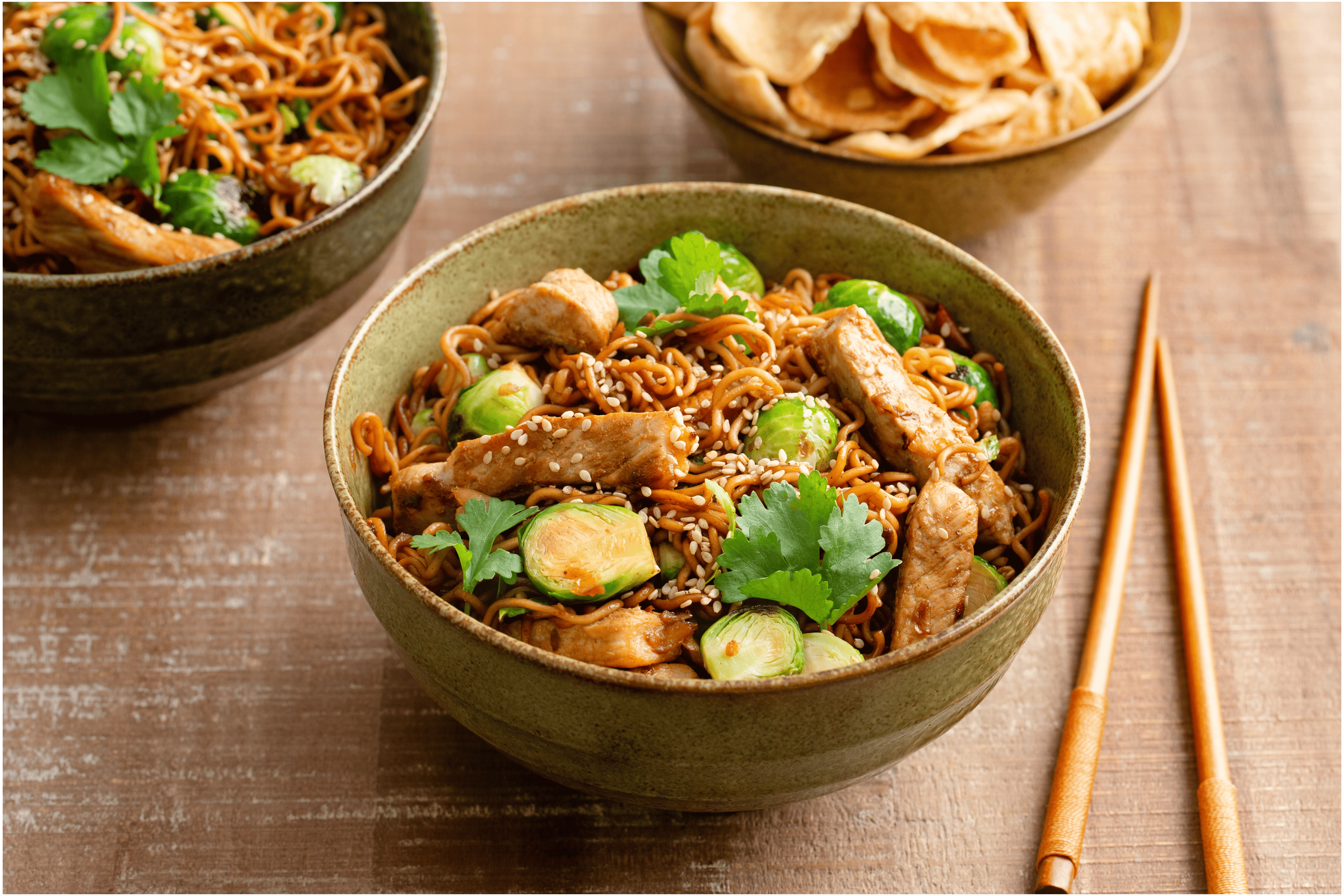 Noodles met varkensfilet en spruitjes