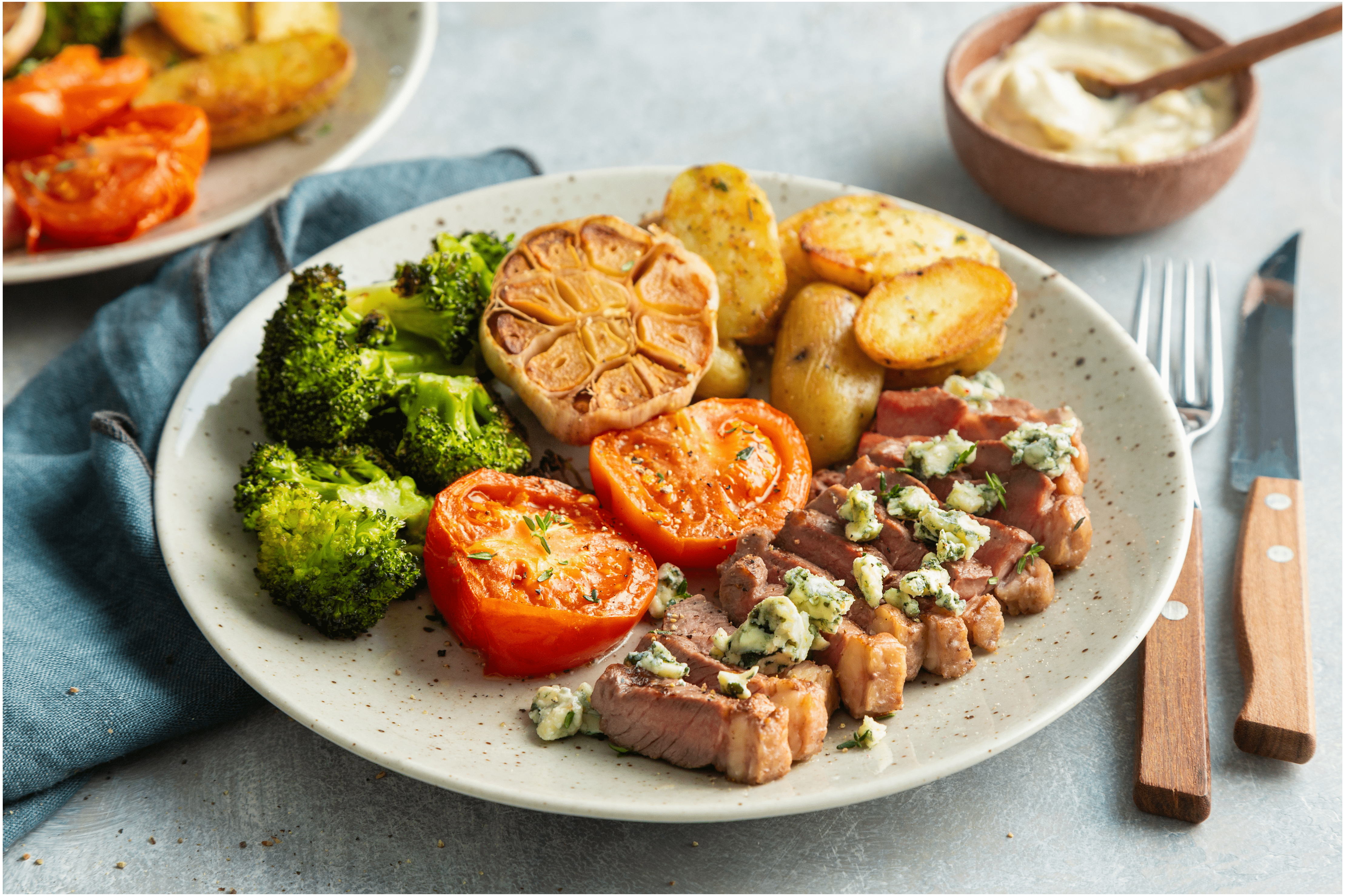 Entrecôte met blauwe kaas en krieltjes