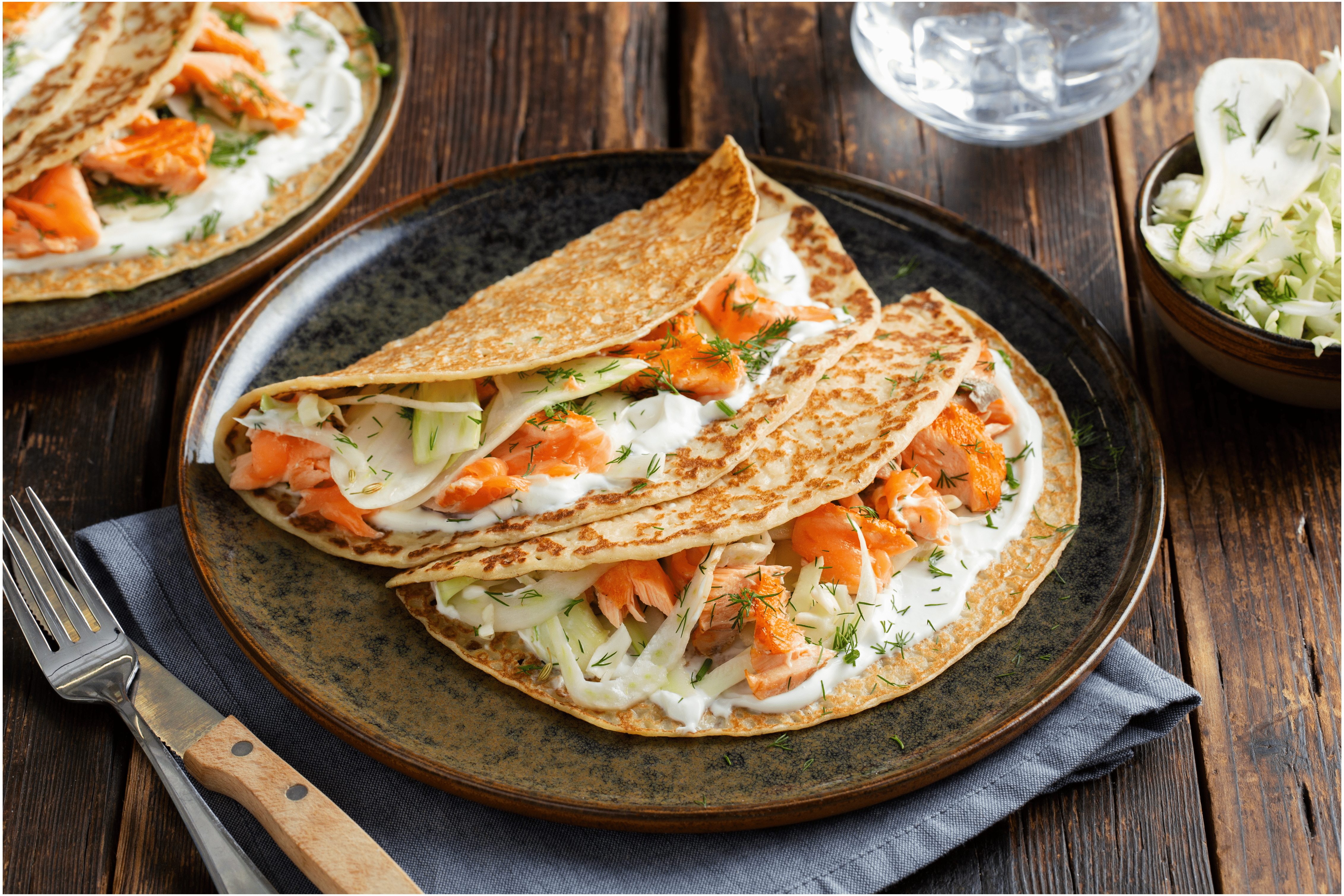 Hartige pannenkoeken met pulled salmon