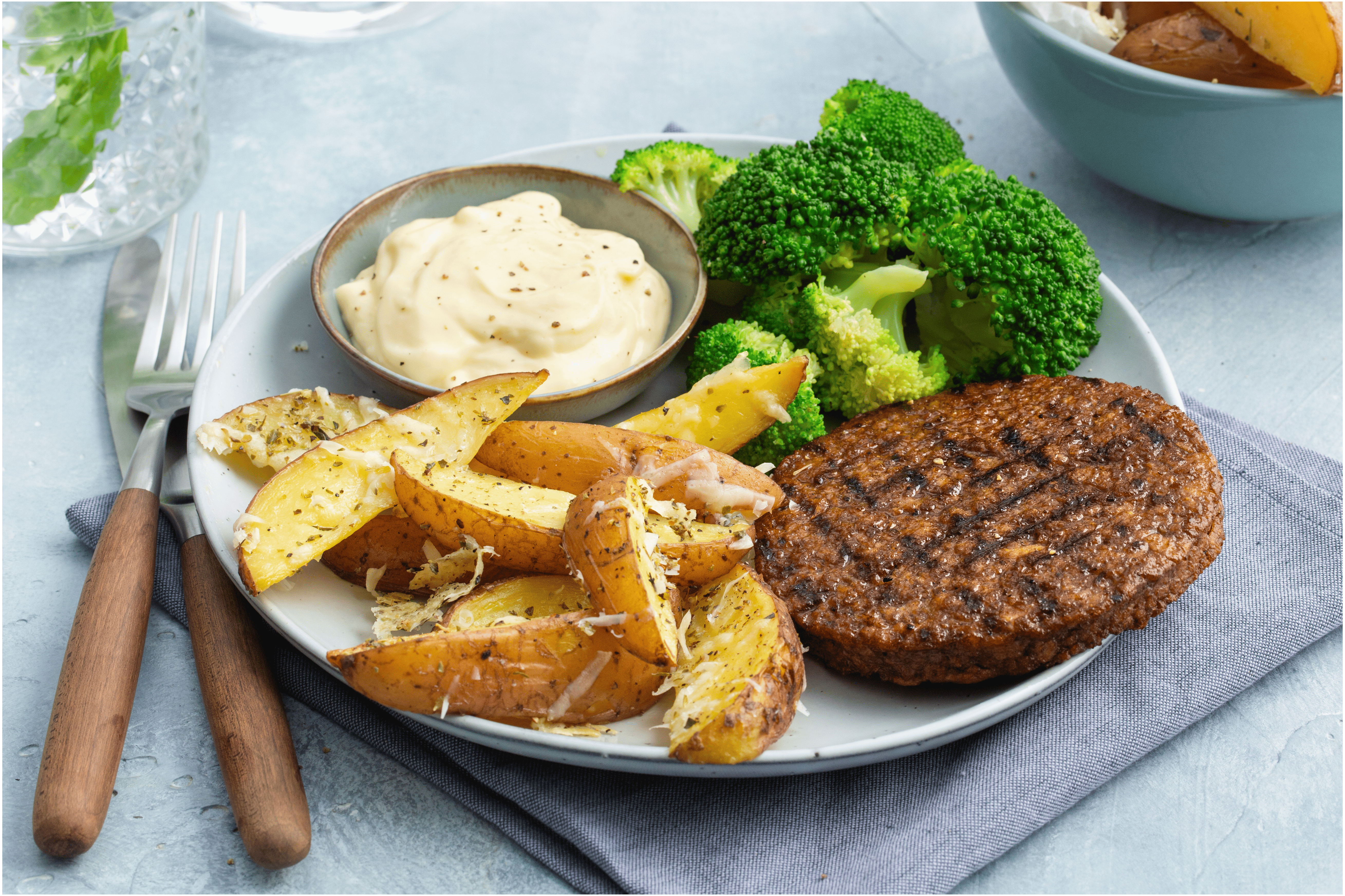 Italiaanse aardappeltjes met groenteburgers